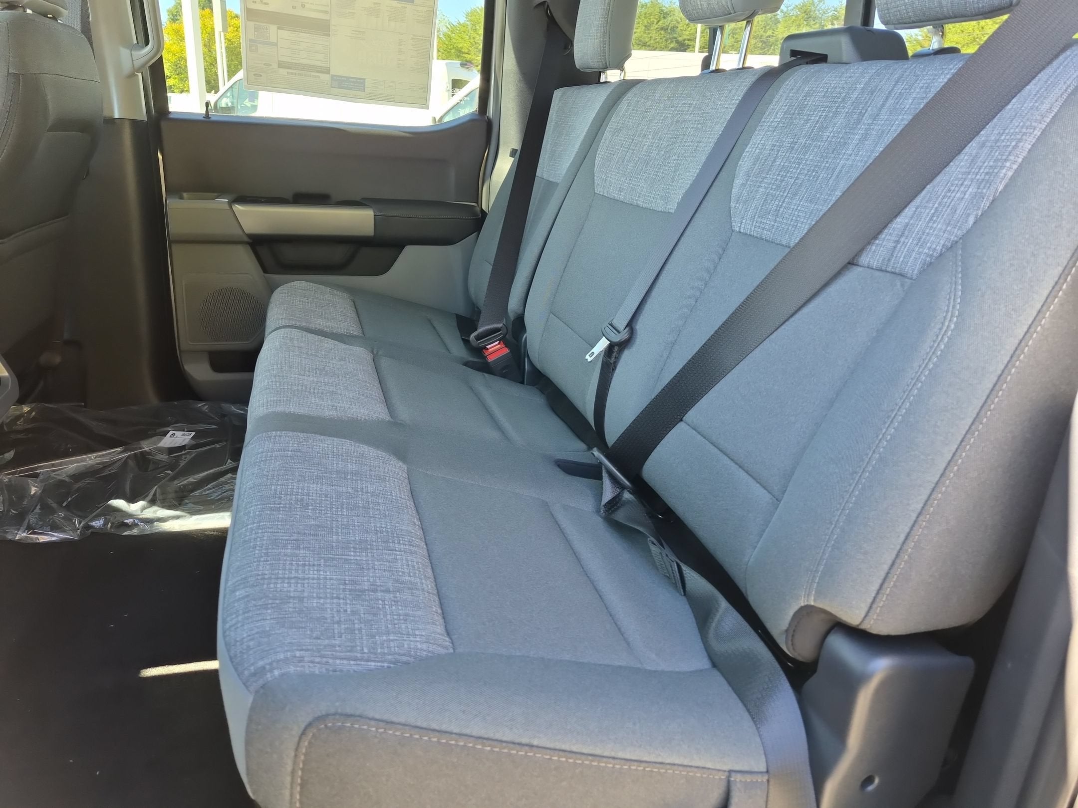 2027 Ford Super Duty F-250 SRW XLT