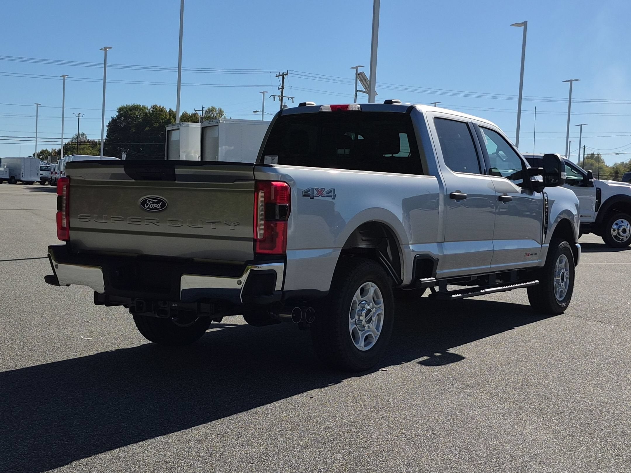 2027 Ford Super Duty F-250 SRW XLT
