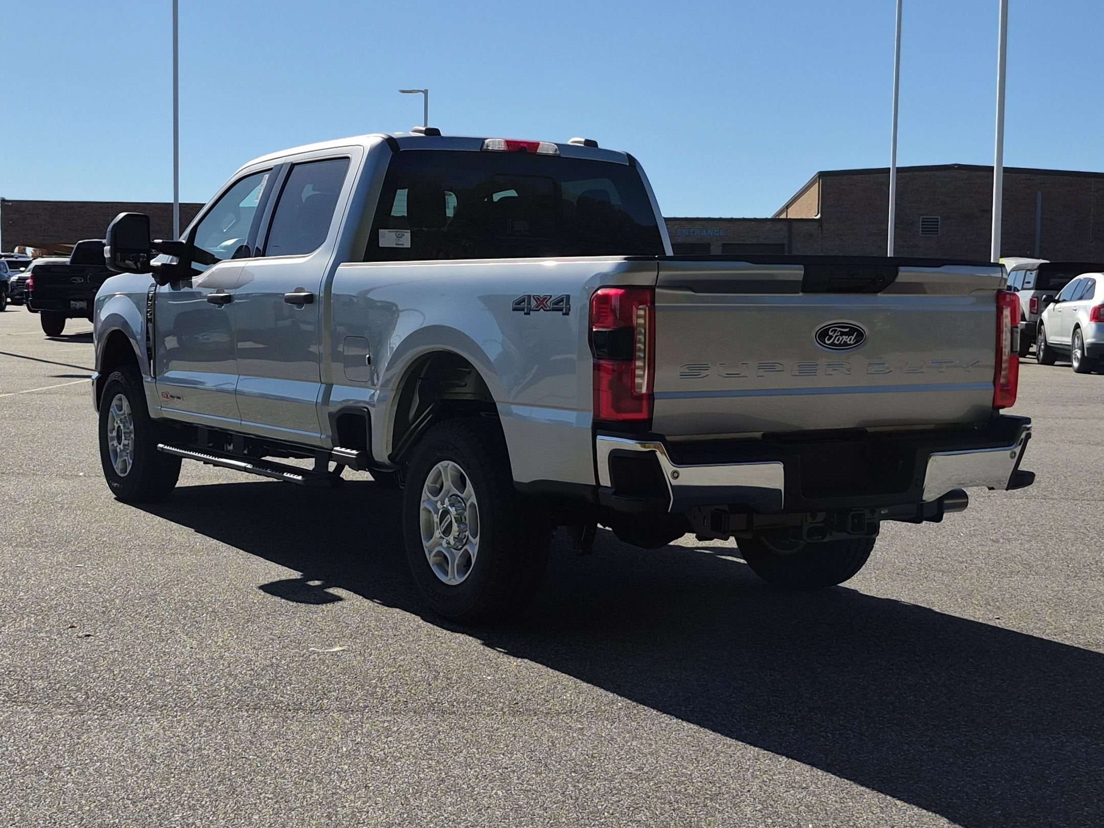 2027 Ford Super Duty F-250 SRW XLT