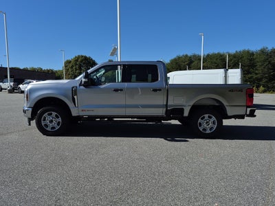 2027 Ford Super Duty F-250 SRW XLT