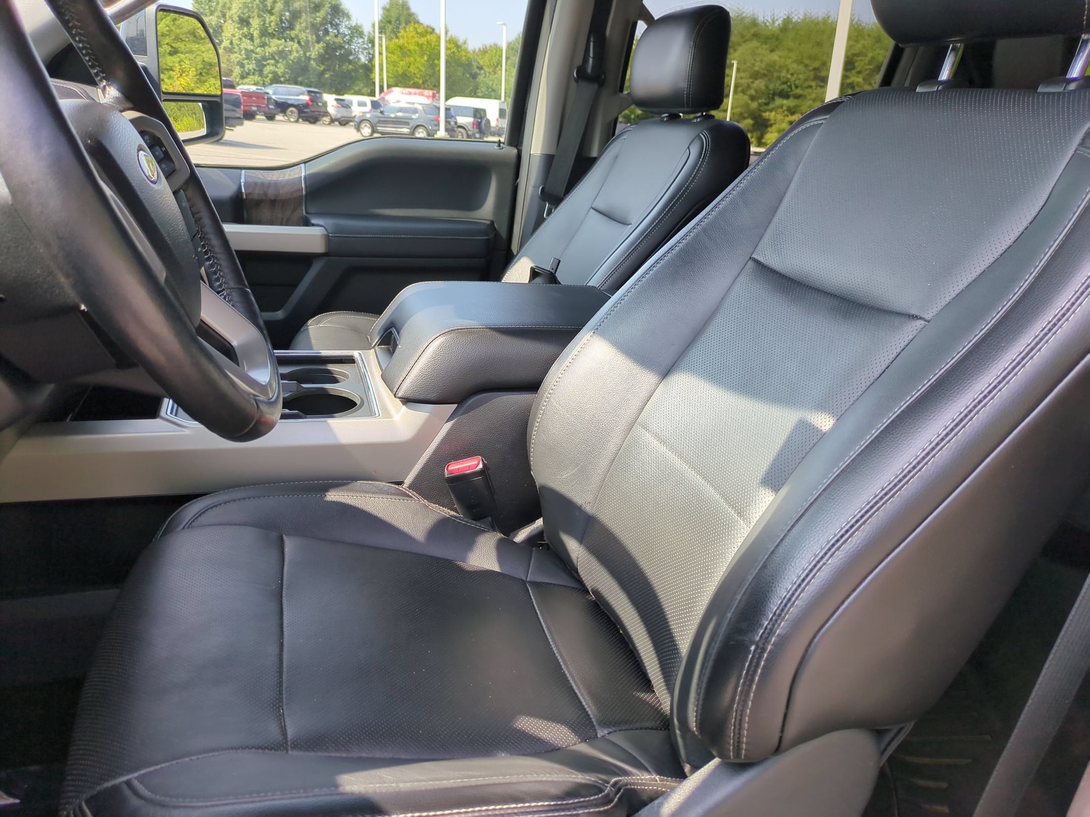 2017 Ford Super Duty F-250 SRW Lariat