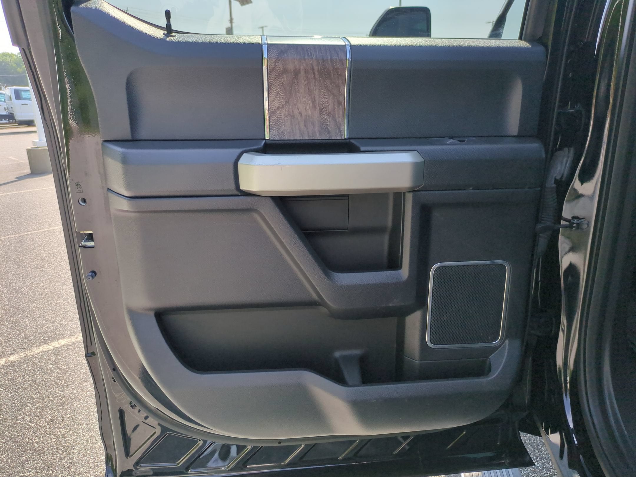 2017 Ford Super Duty F-250 SRW Lariat