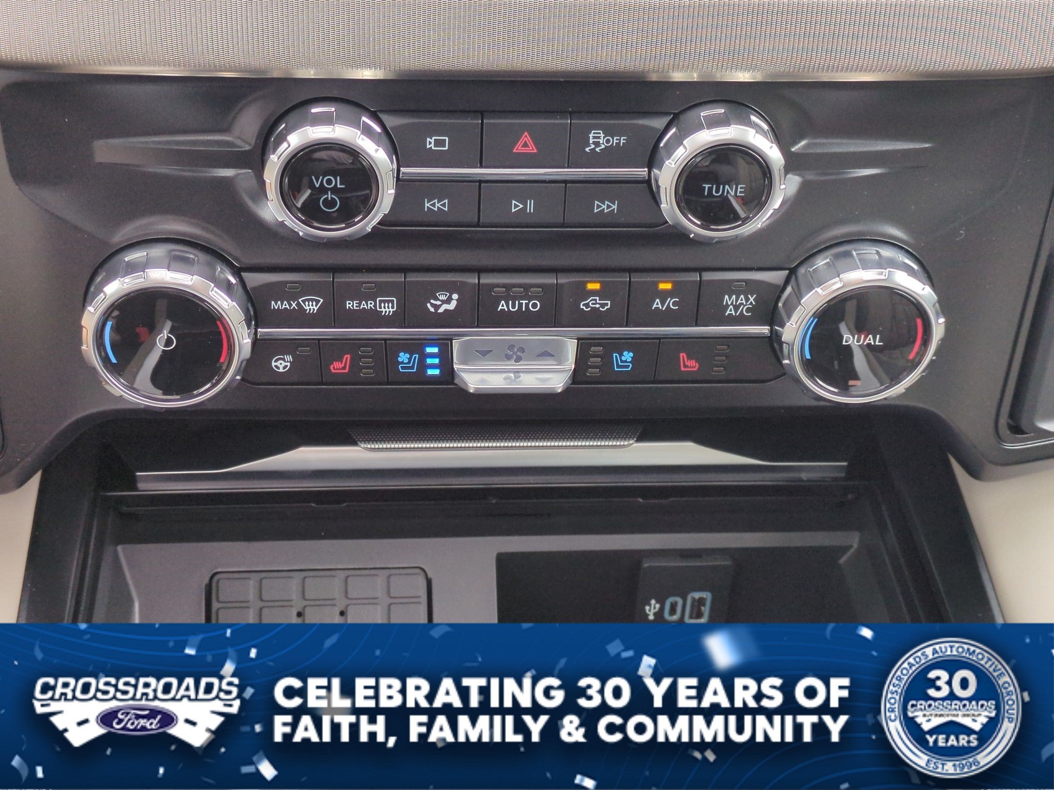 2026 Ford Super Duty F-250 SRW Platinum Plus