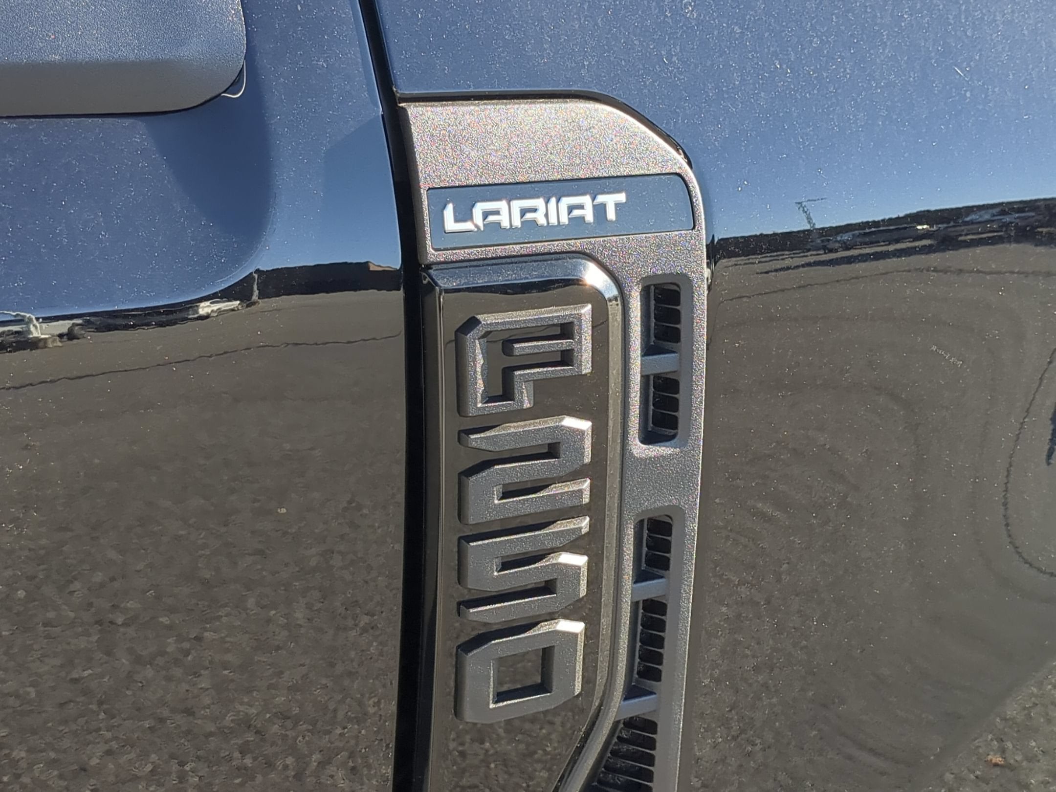 2027 Ford Super Duty F-250 SRW LARIAT