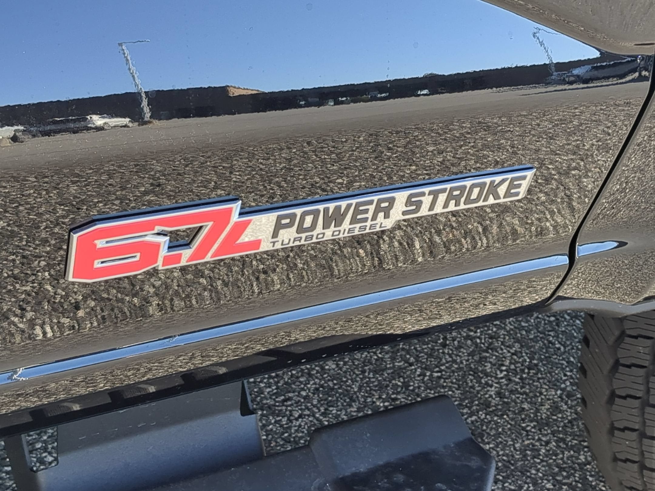 2027 Ford Super Duty F-250 SRW LARIAT