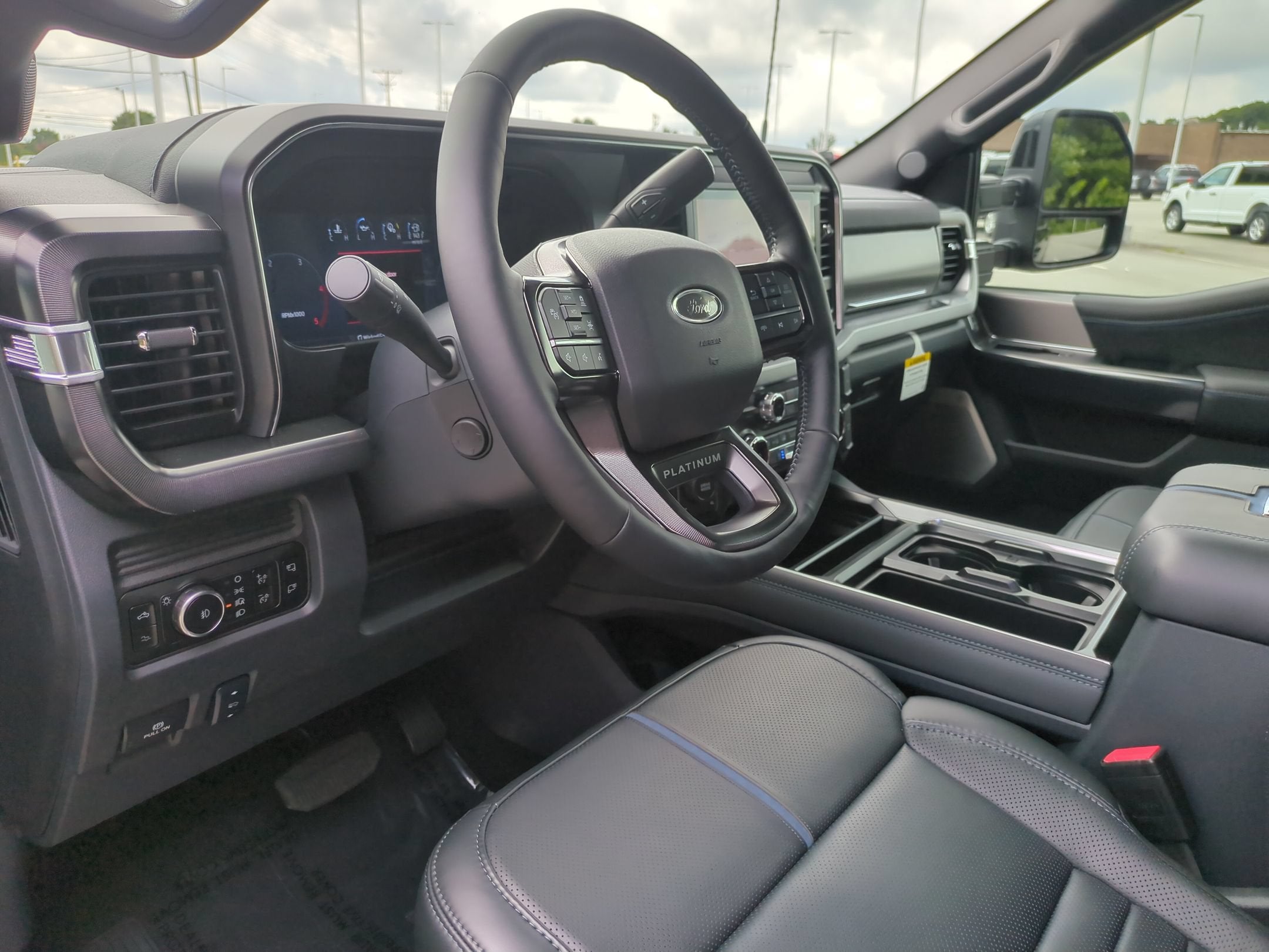 2026 Ford Super Duty F-250 SRW Platinum