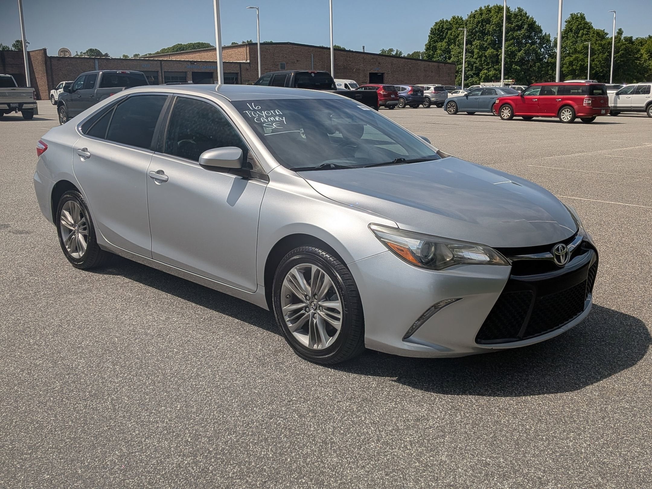 2016 Toyota Camry SE