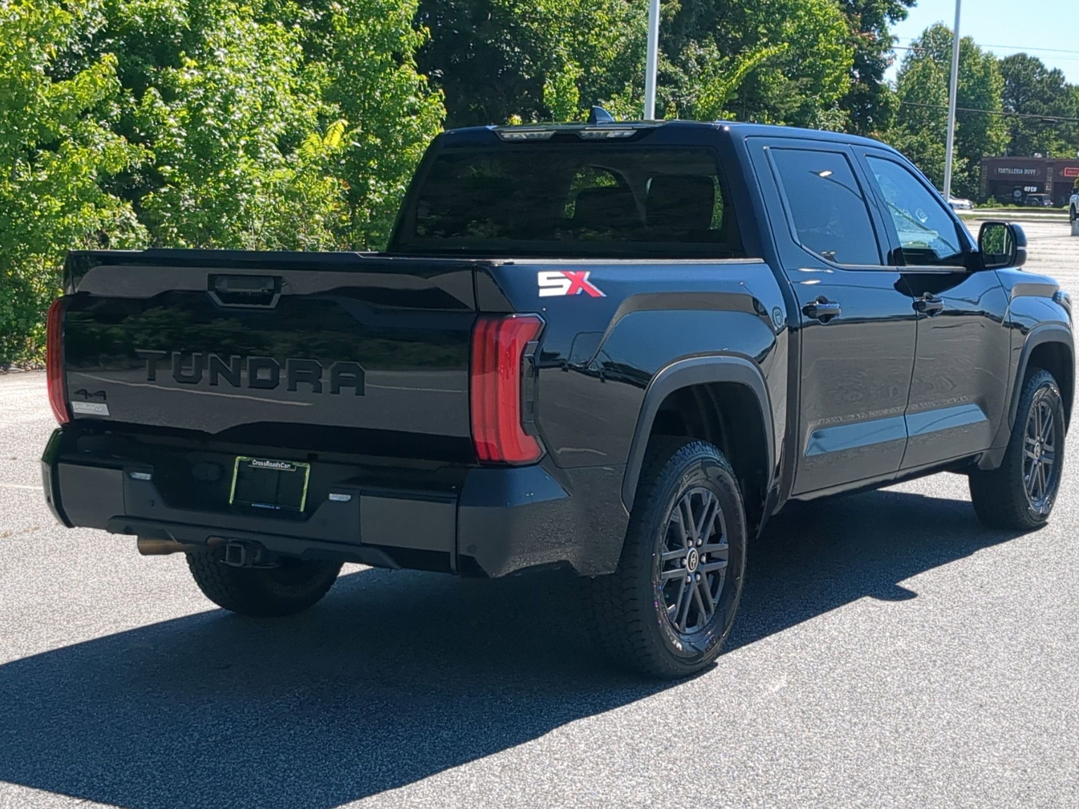 2023 Toyota Tundra 4WD SR5