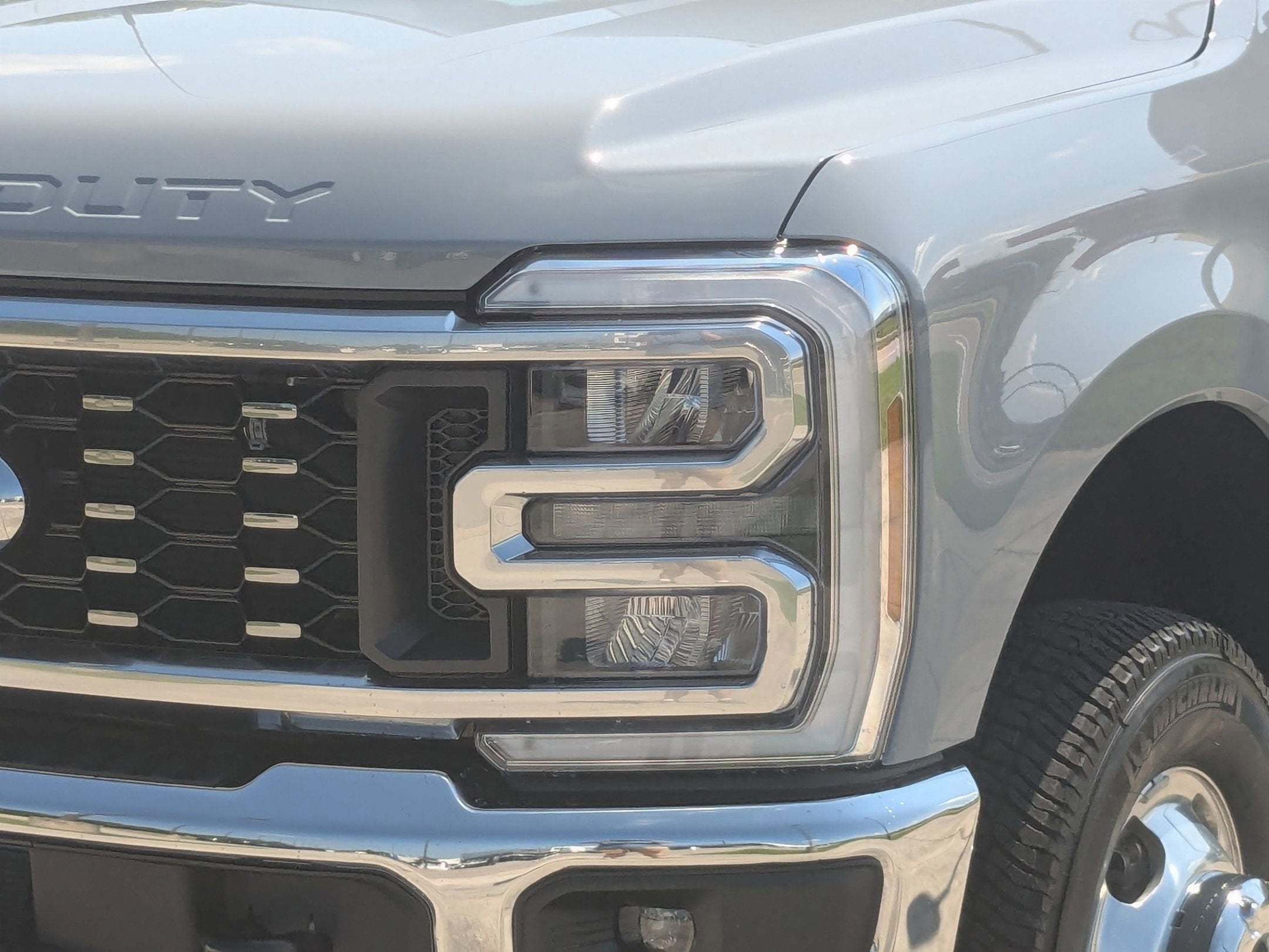 2026 Ford Super Duty F-350 DRW LARIAT