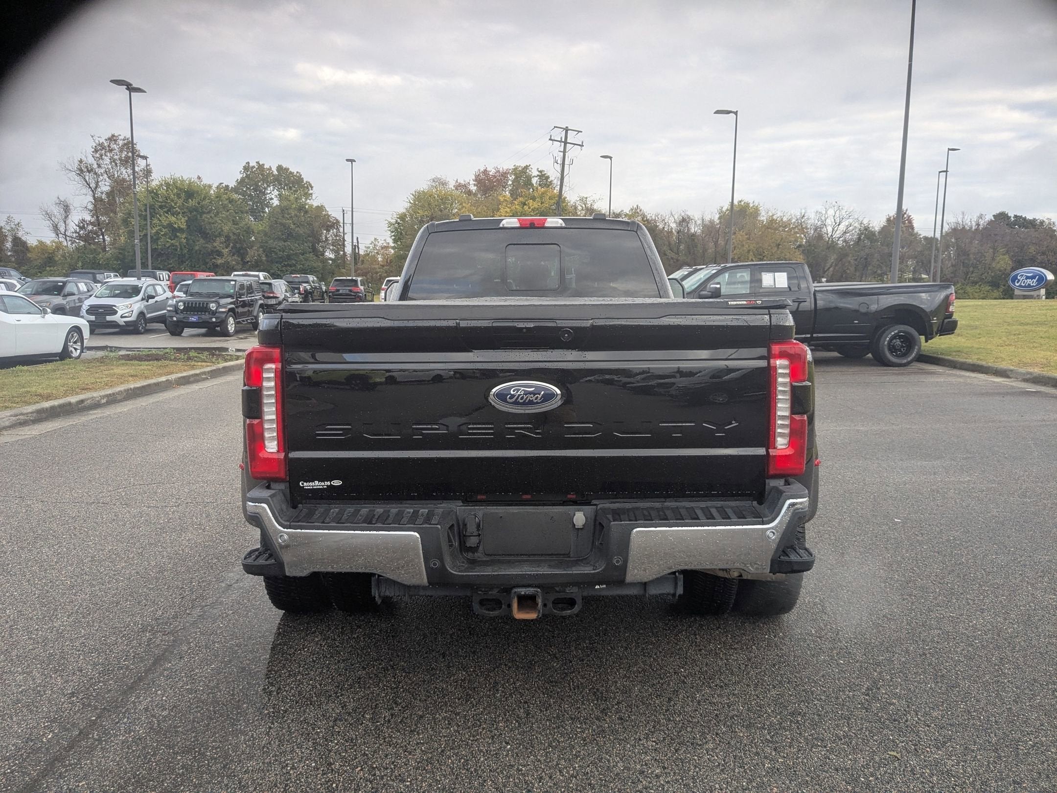 2024 Ford Super Duty F-350 DRW LARIAT