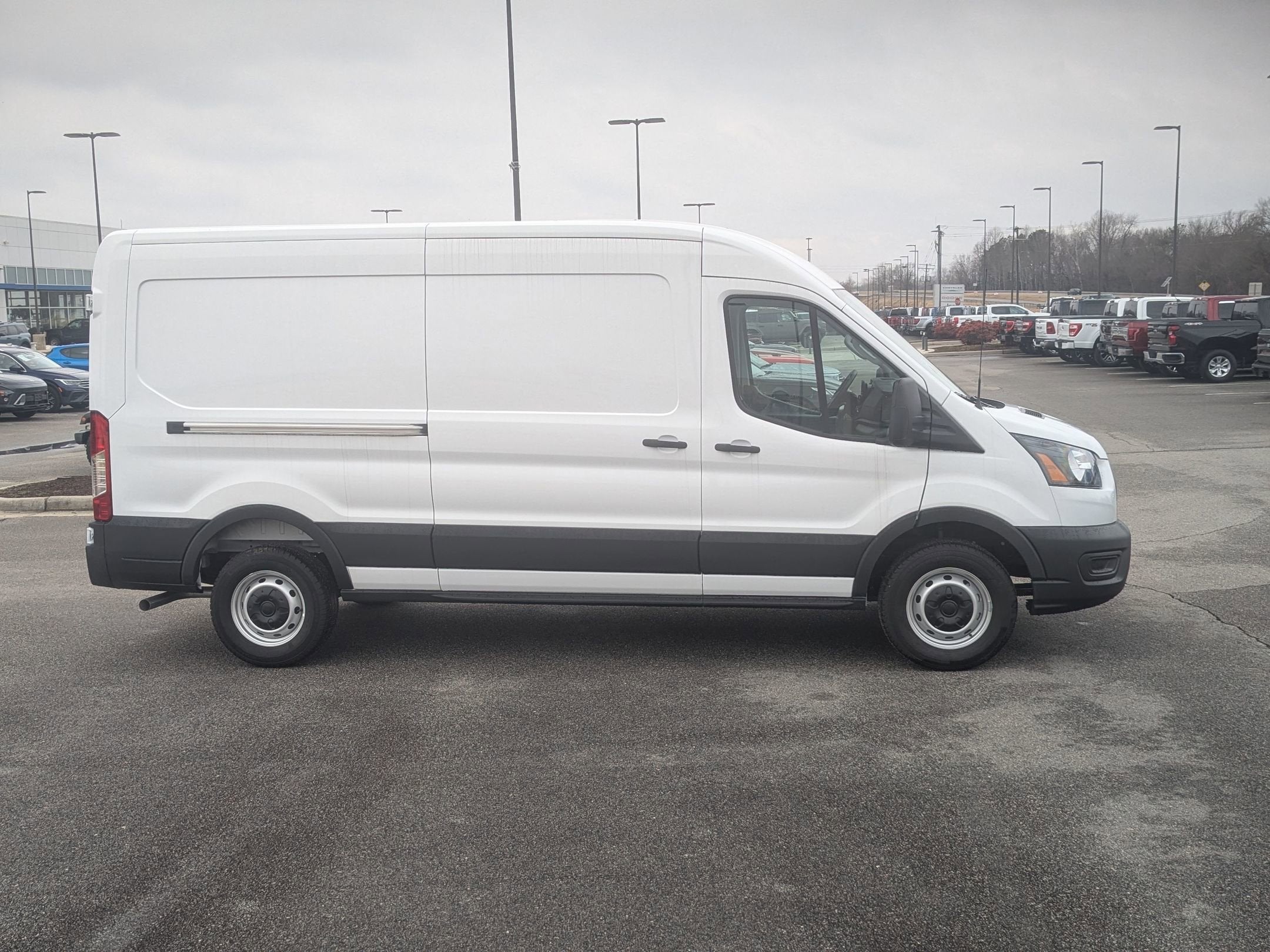 2025 Ford Transit Cargo Van Base