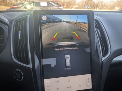 2022 Ford Edge SE