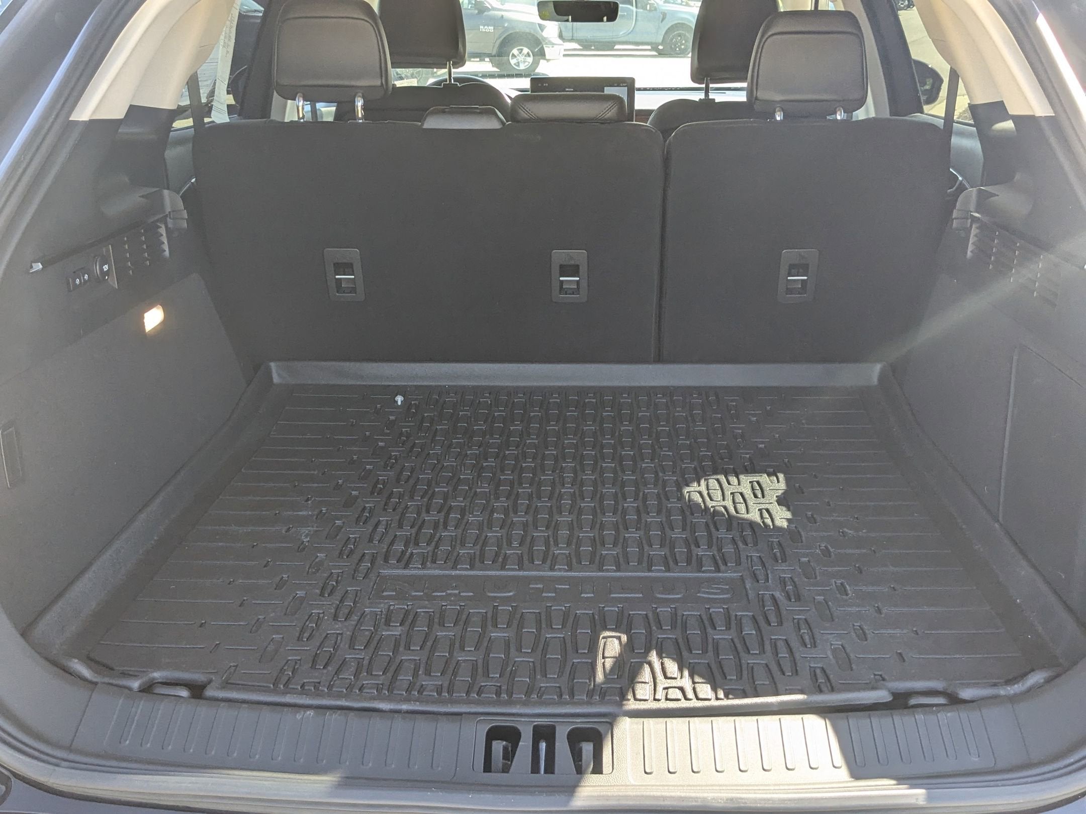 2021 Lincoln Nautilus Reserve