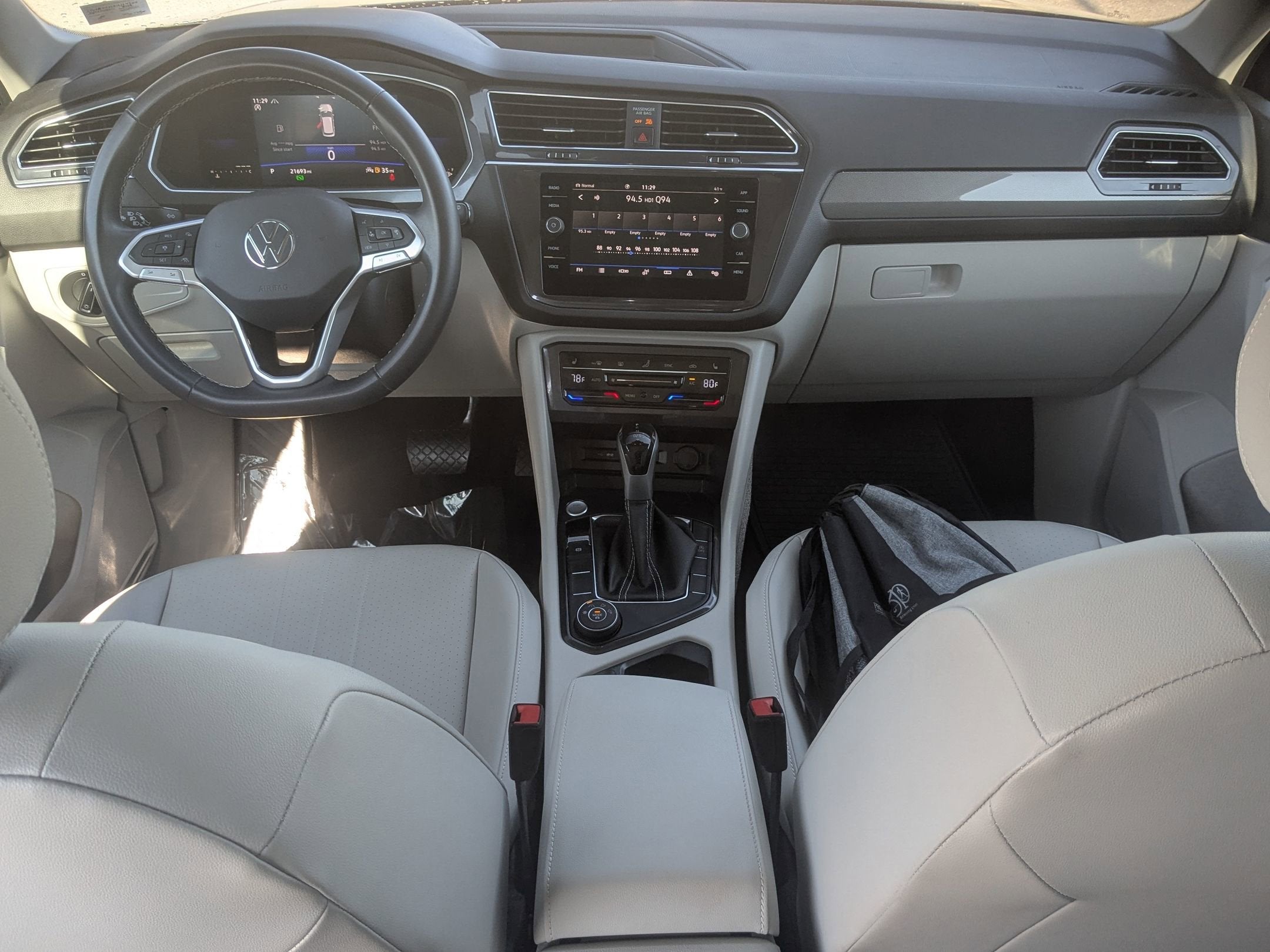 2022 Volkswagen Tiguan SE