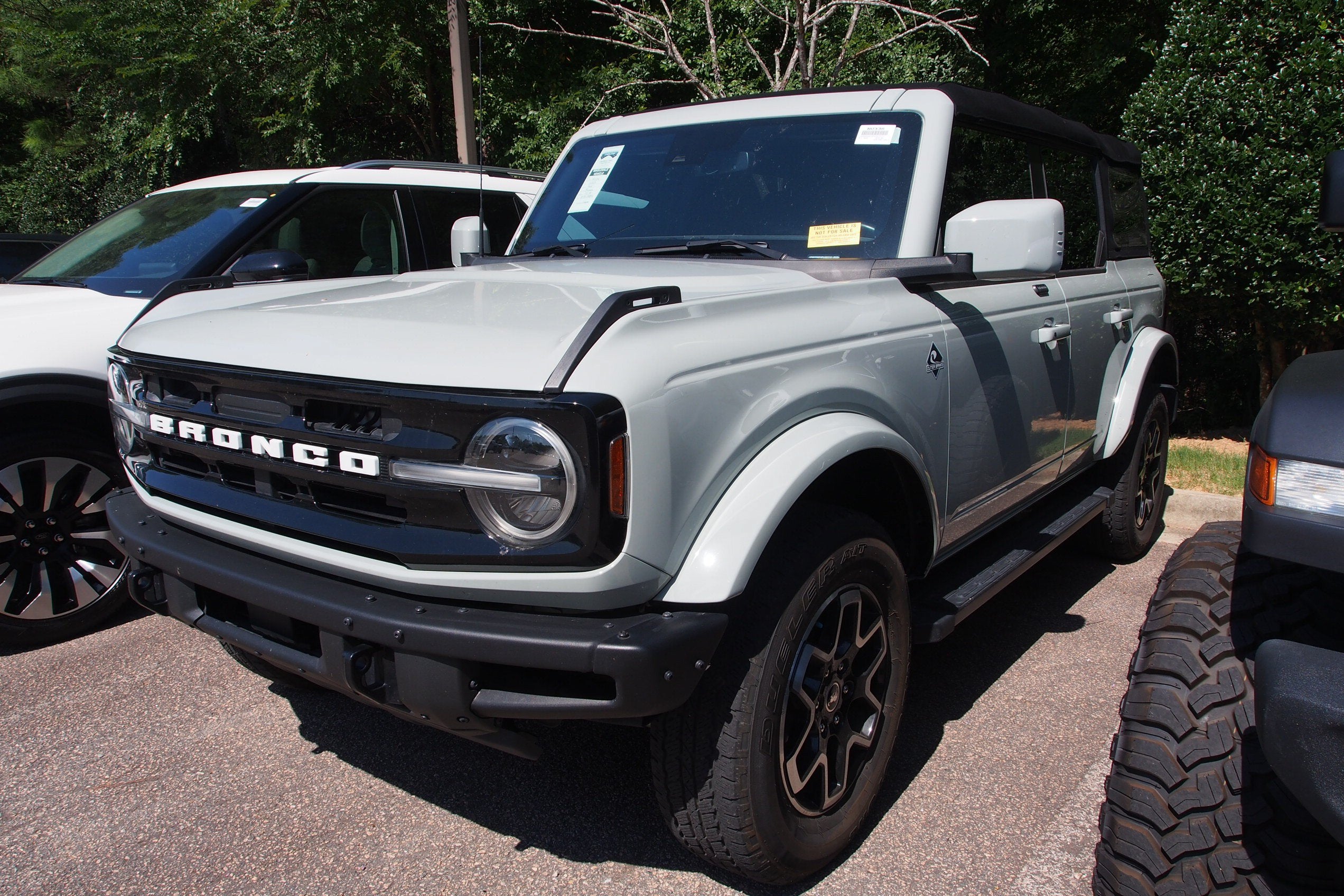 2023 Ford Bronco Outer Banks