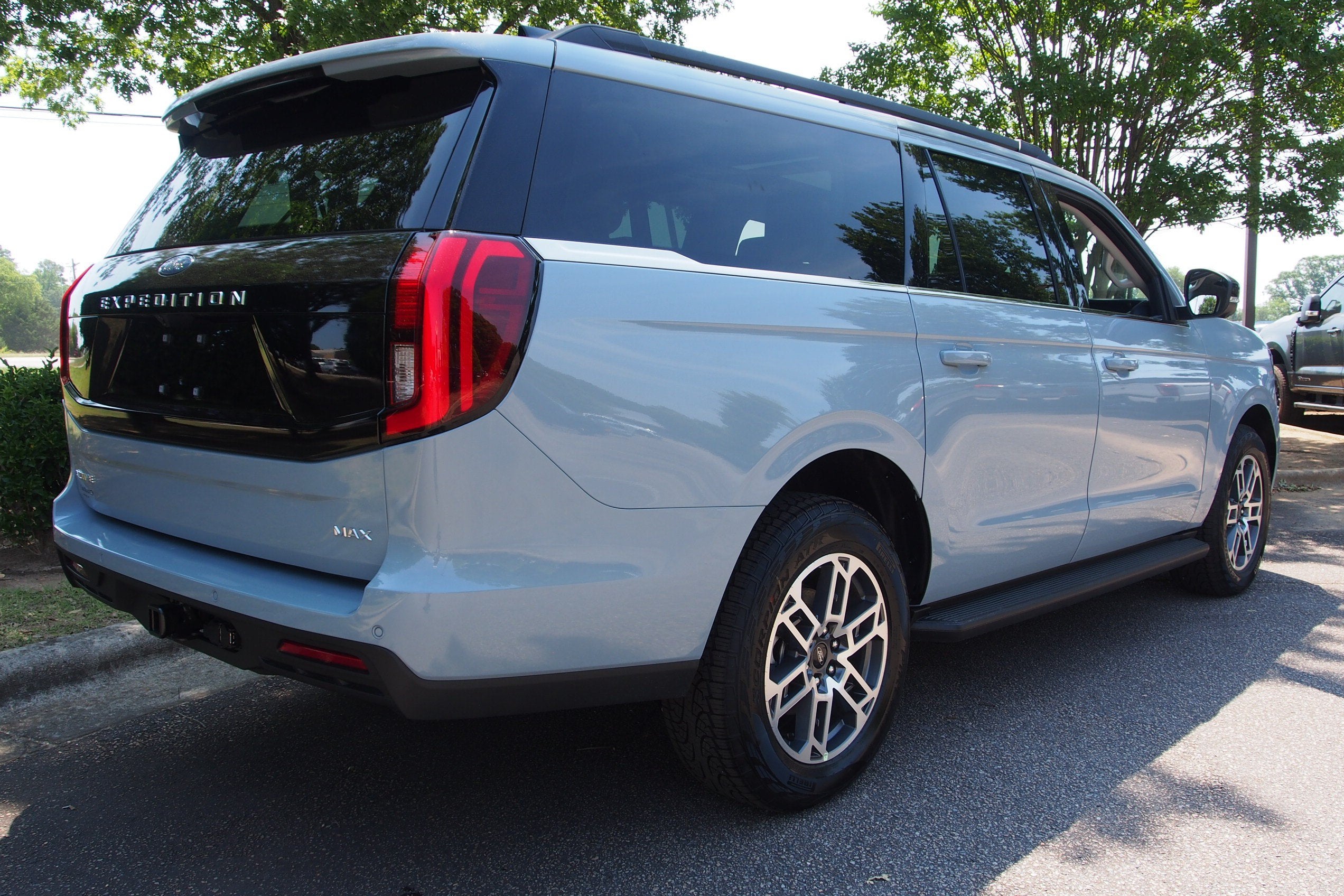 2026 Ford Expedition Max Active