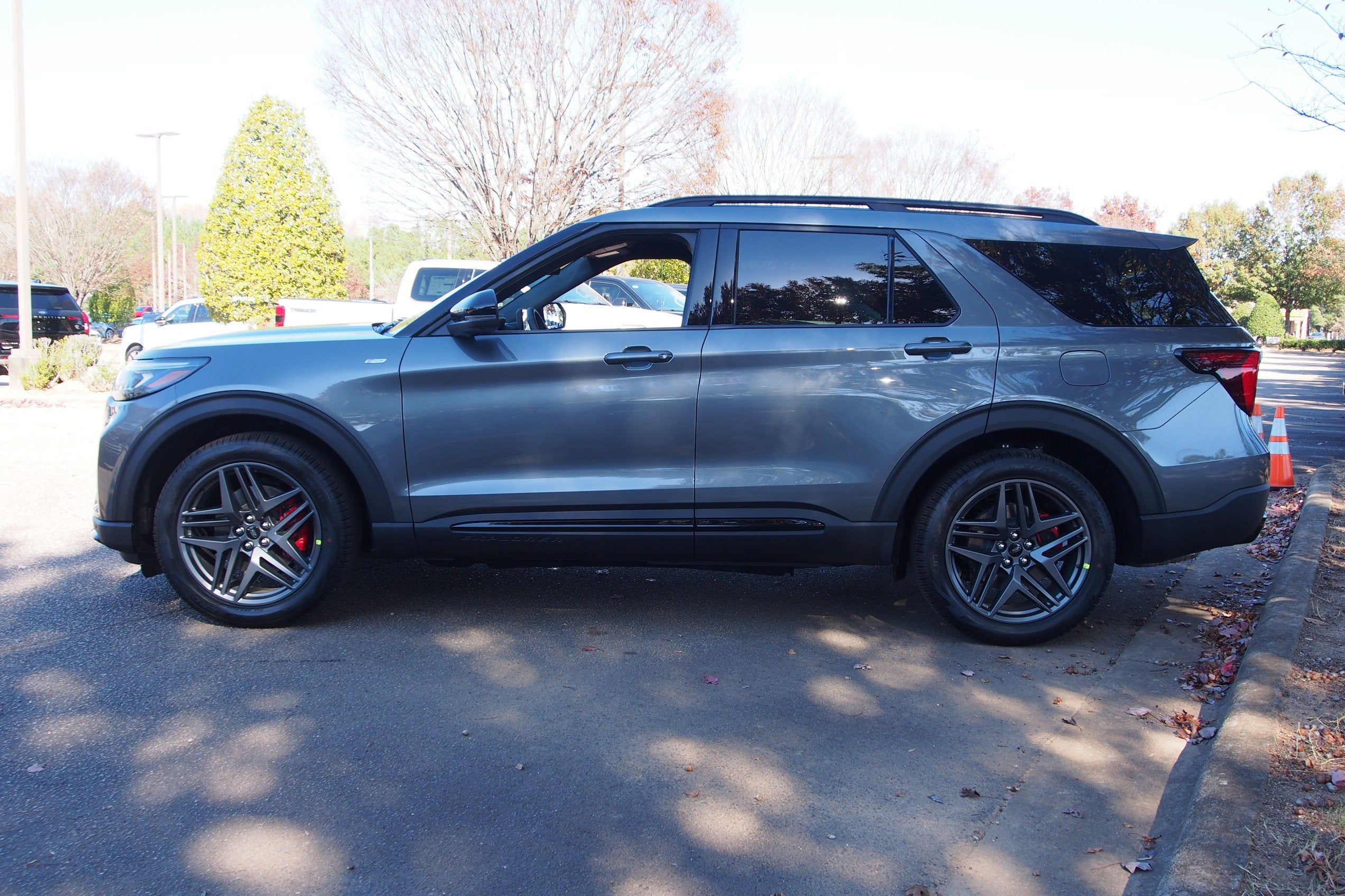 2026 Ford Explorer ST-Line - Crossroads Courtesy Demo