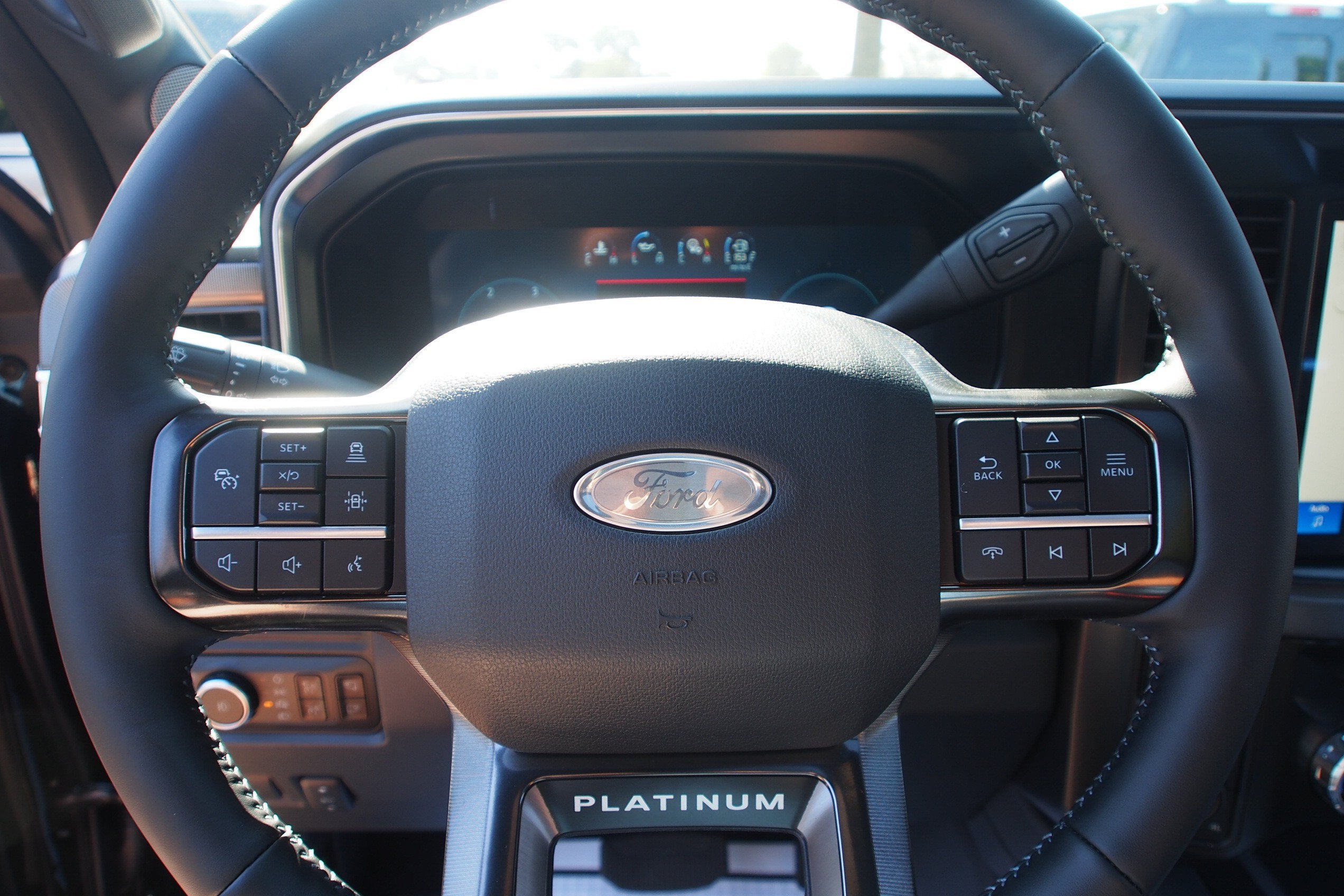 2026 Ford Super Duty F-250 SRW Platinum