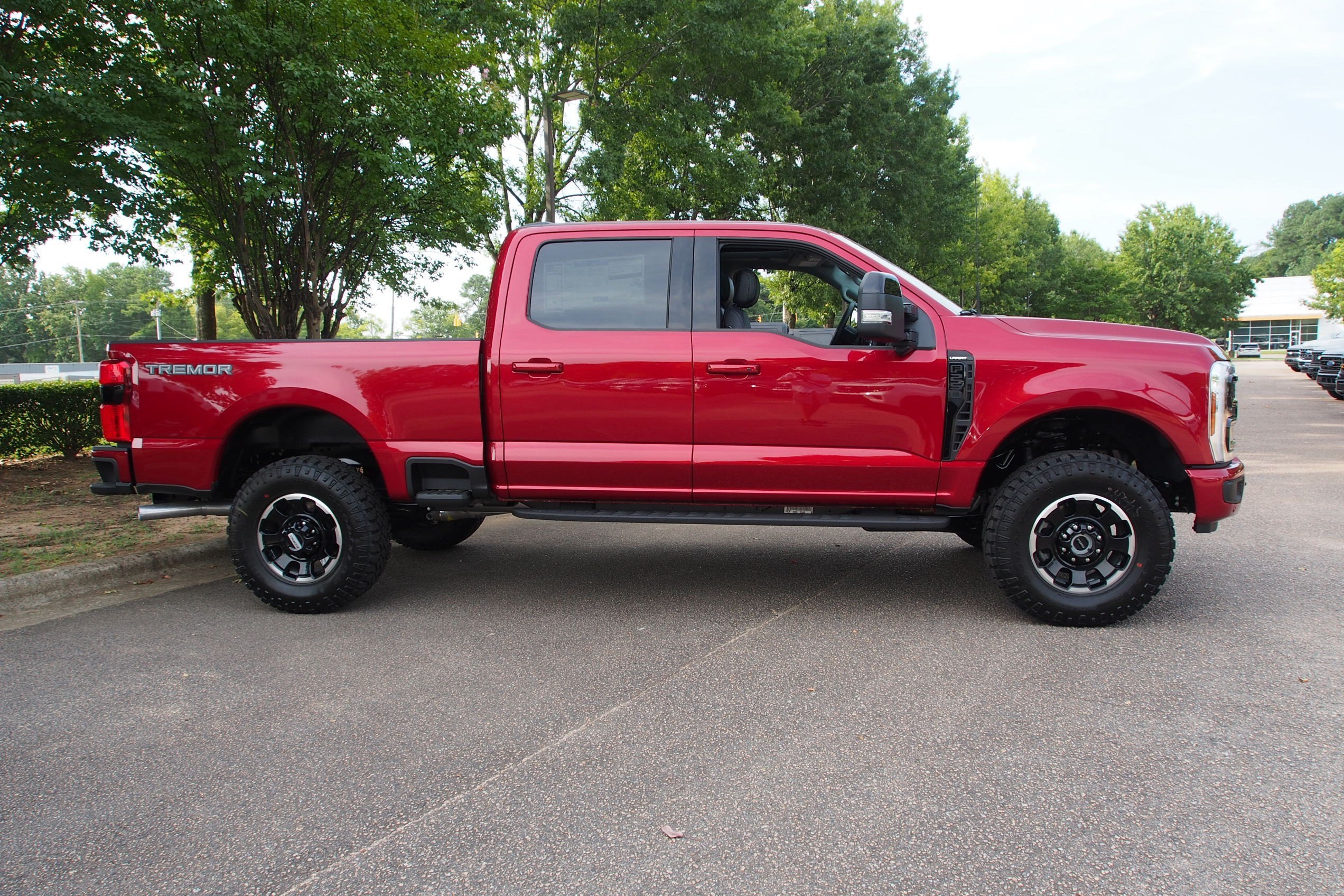 2026 Ford Super Duty F-250 SRW LARIAT