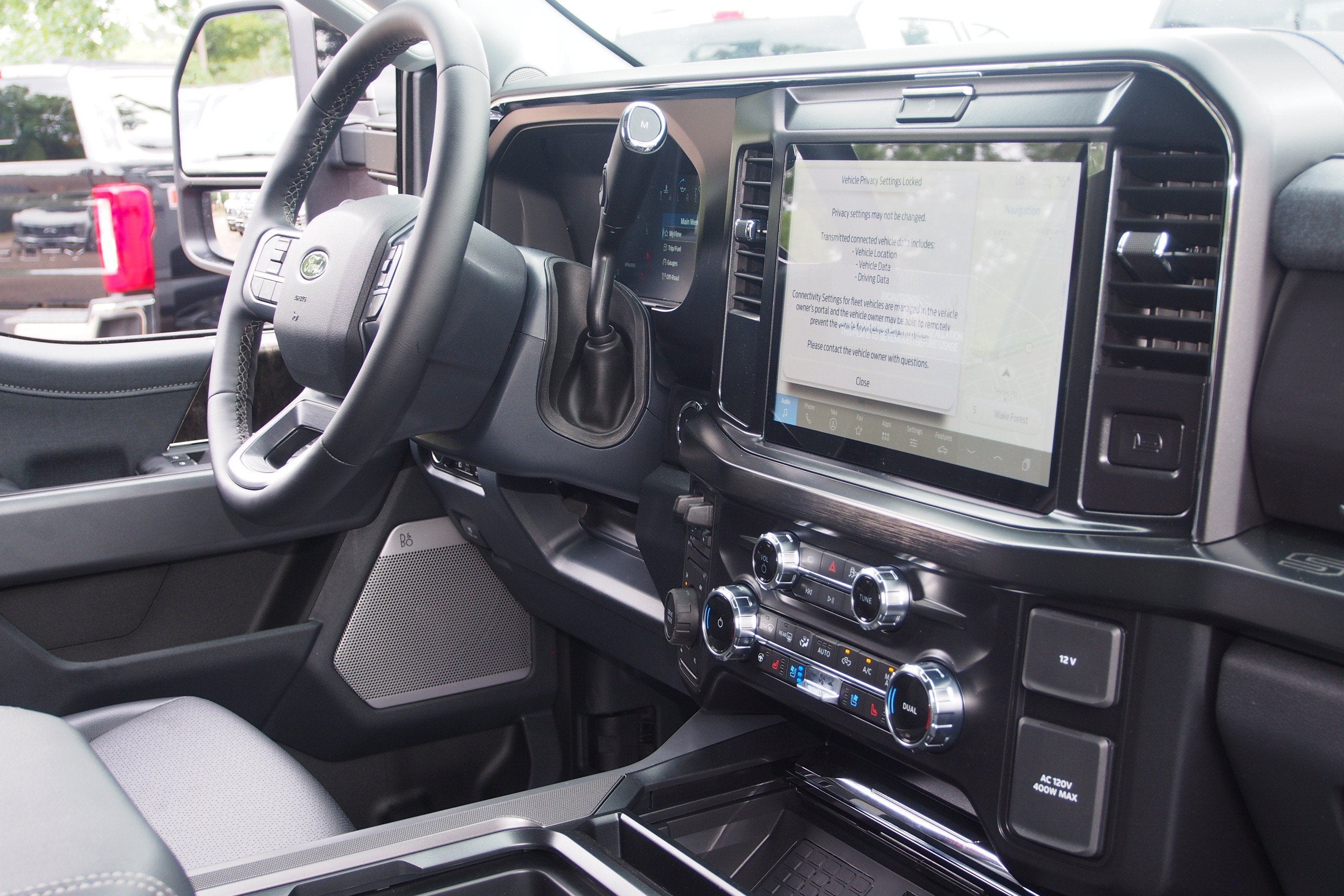 2027 Ford Super Duty F-250 SRW LARIAT