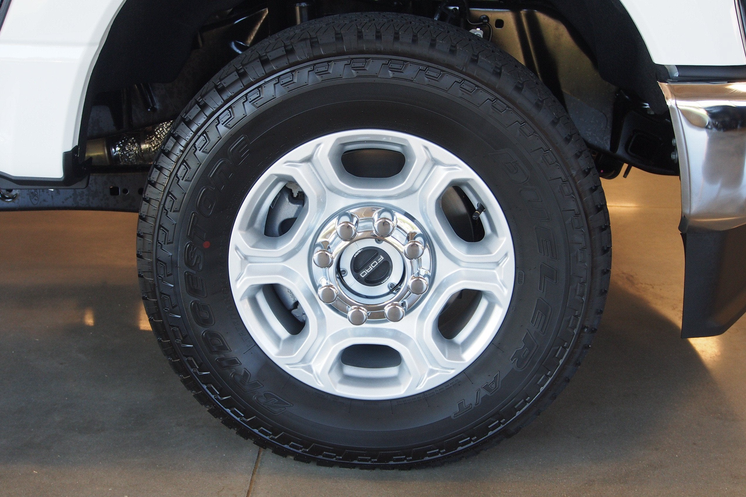 2027 Ford Super Duty F-250 SRW XLT