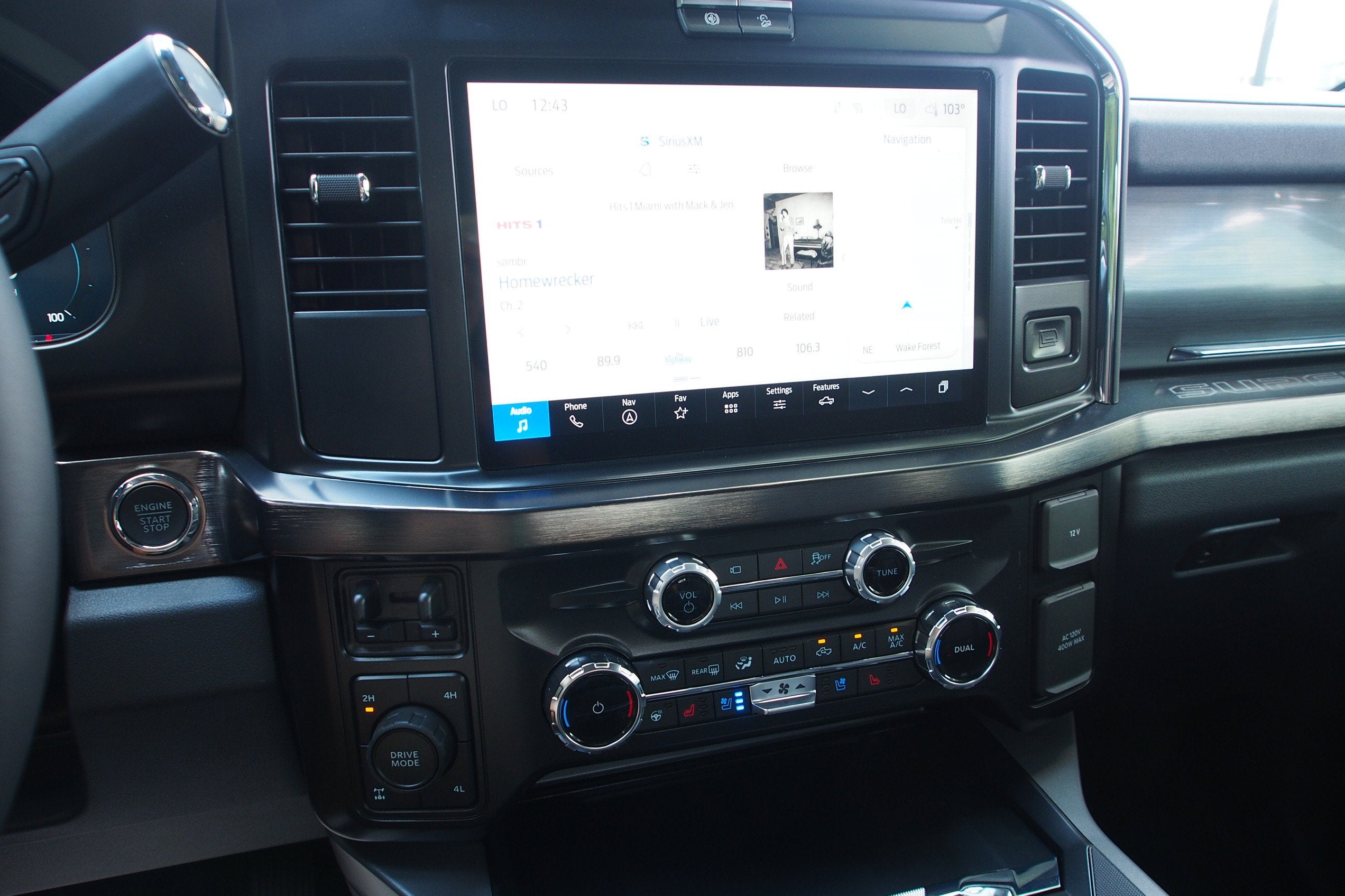 2026 Ford Super Duty F-250 SRW LARIAT