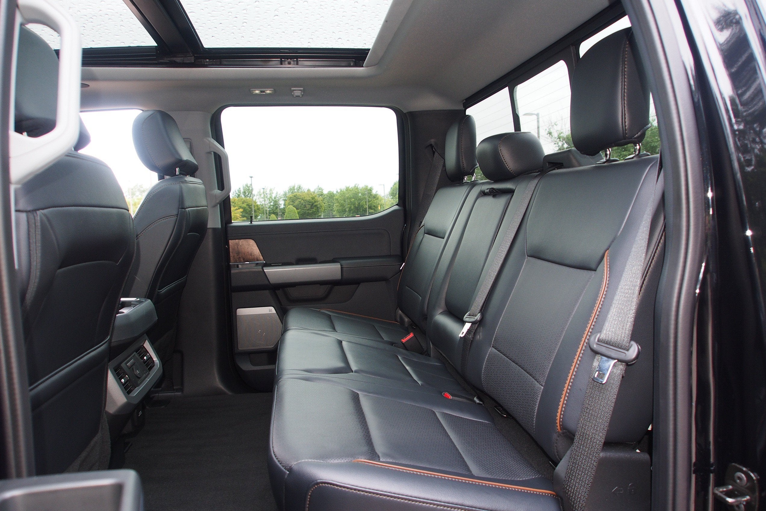 2025 Ford Super Duty F-350 SRW LARIAT