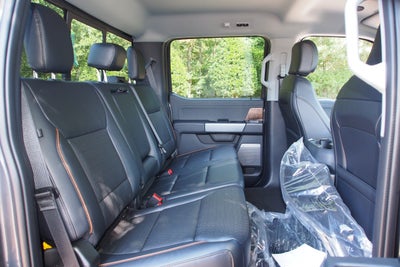 2026 Ford Super Duty F-350 DRW LARIAT