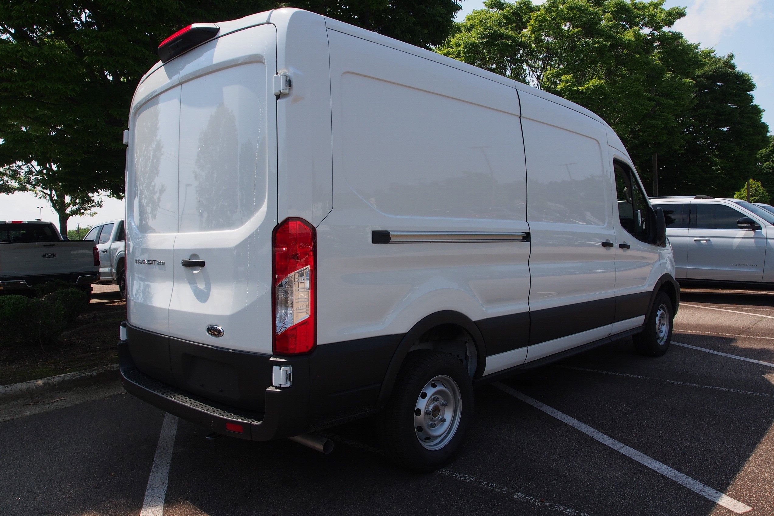 2025 Ford Transit Cargo Van Base