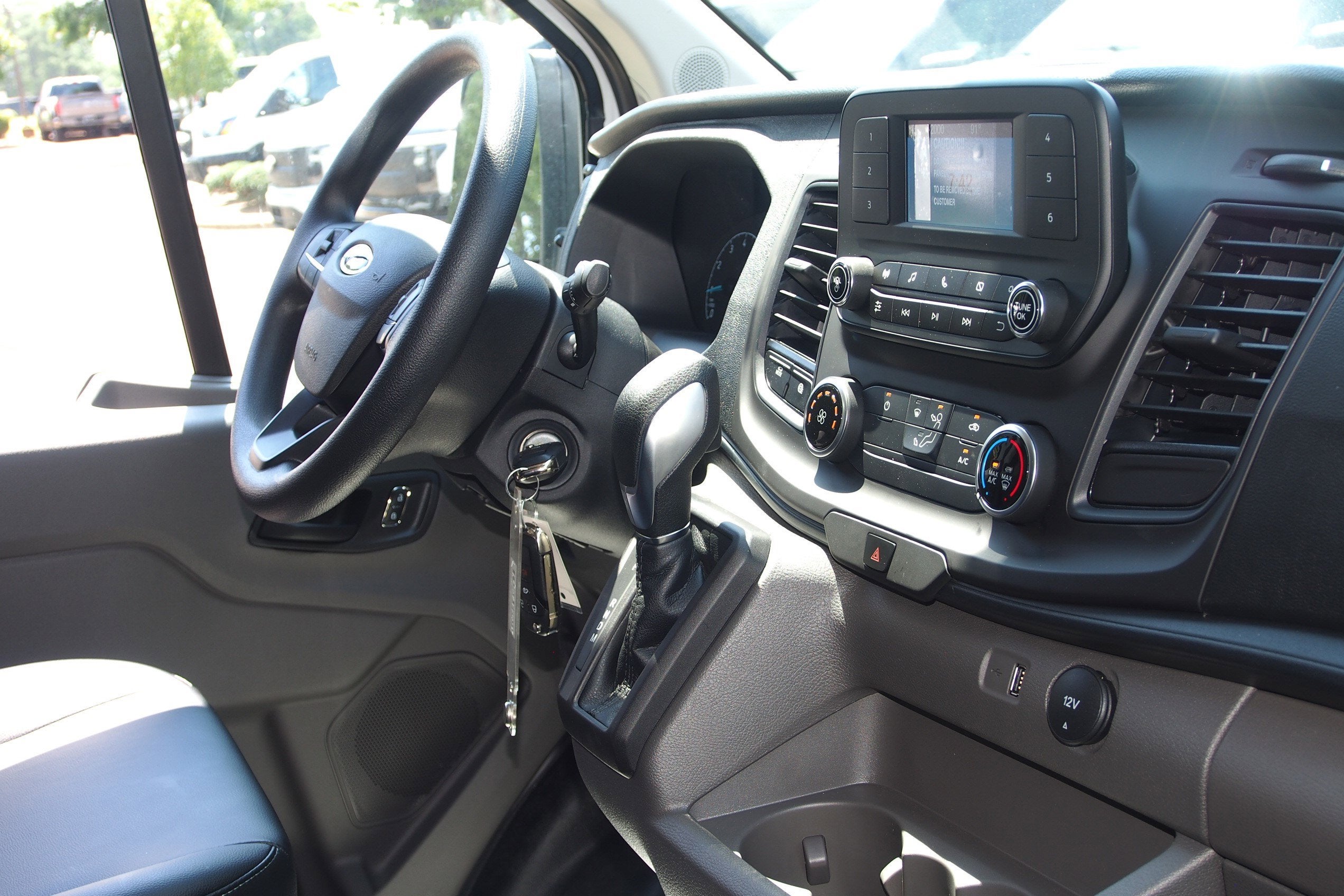 2025 Ford Transit Cargo Van Base