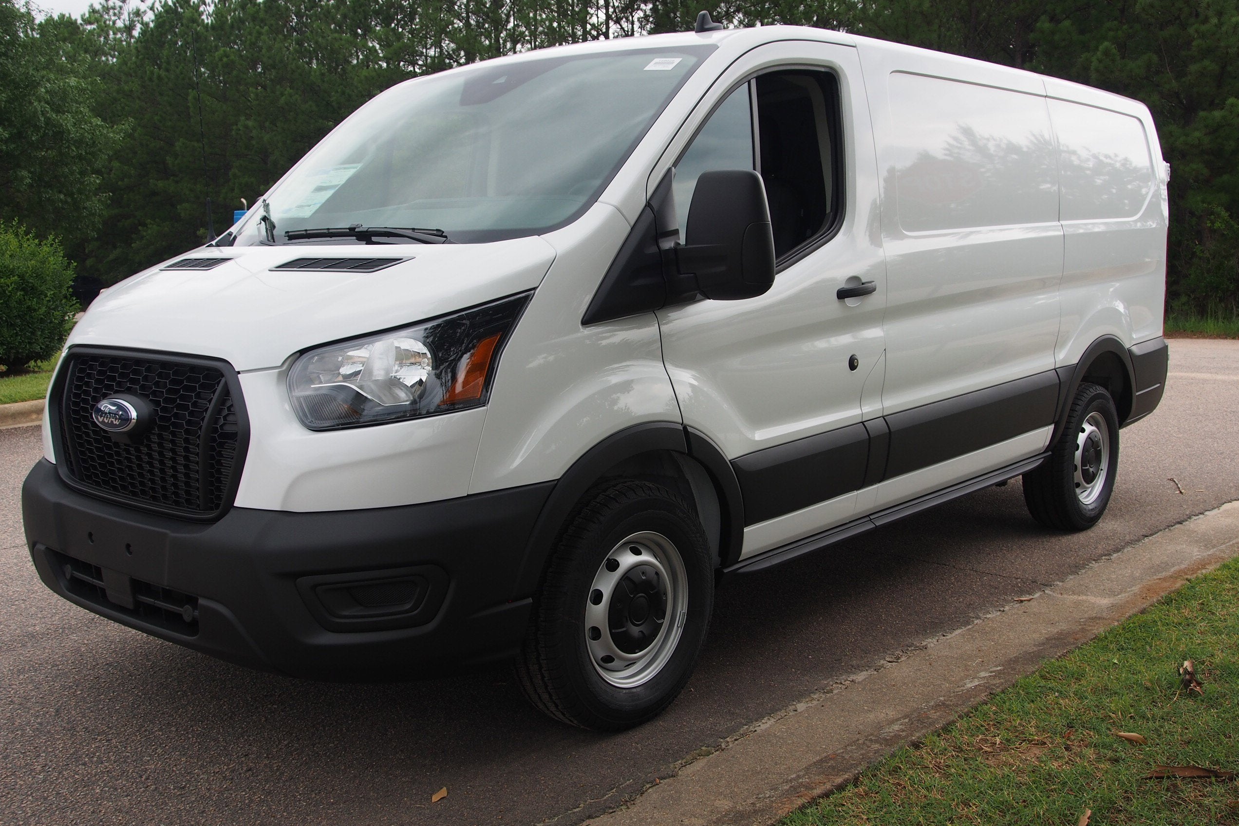 2025 Ford Transit Cargo Van Base