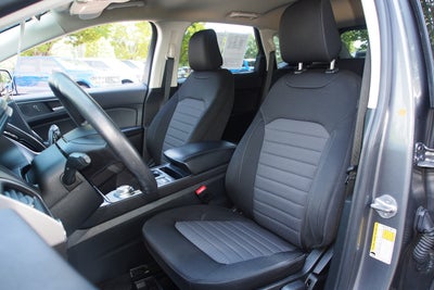 2022 Ford Edge SE