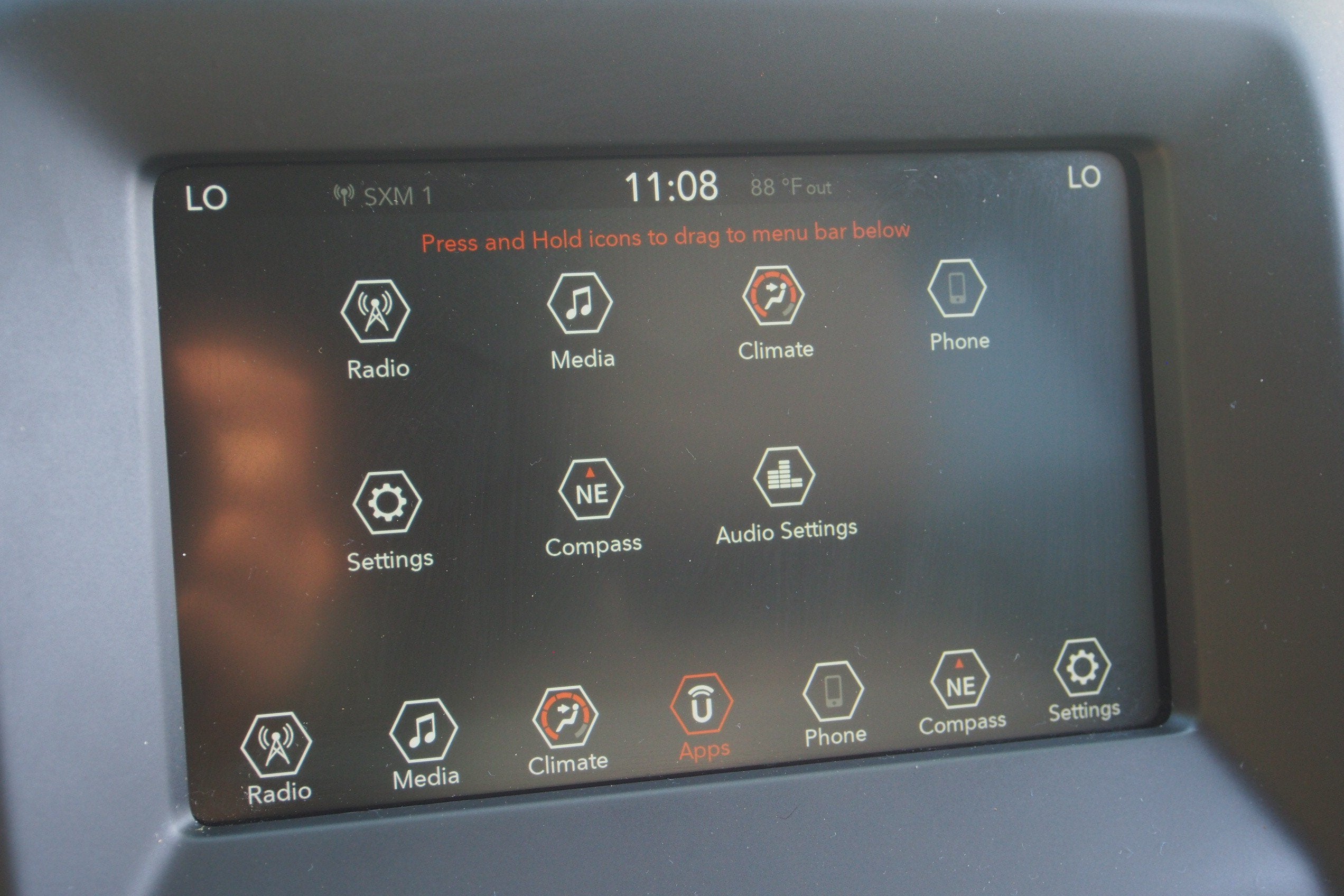2020 Jeep Compass Latitude w/Sun/Wheel Pkg