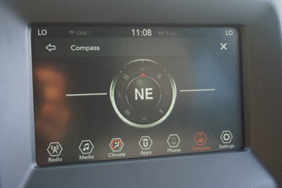 2020 Jeep Compass Latitude w/Sun/Wheel Pkg