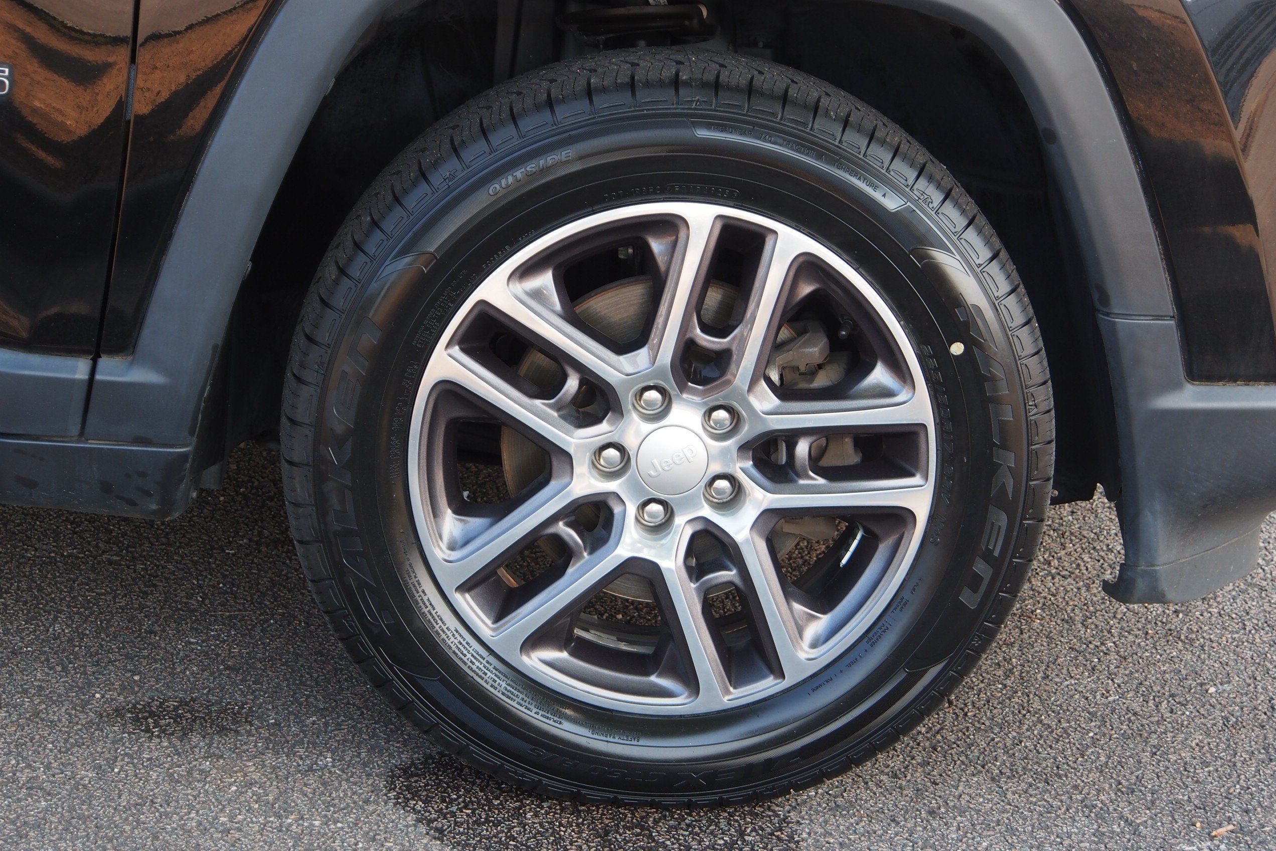 2020 Jeep Compass Latitude w/Sun/Wheel Pkg