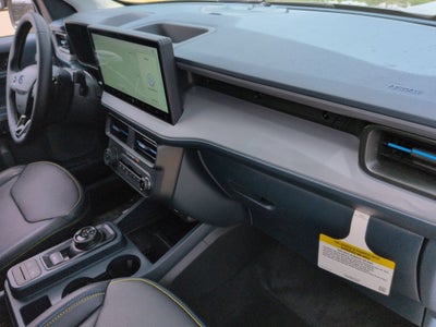 2026 Ford Maverick Lobo High