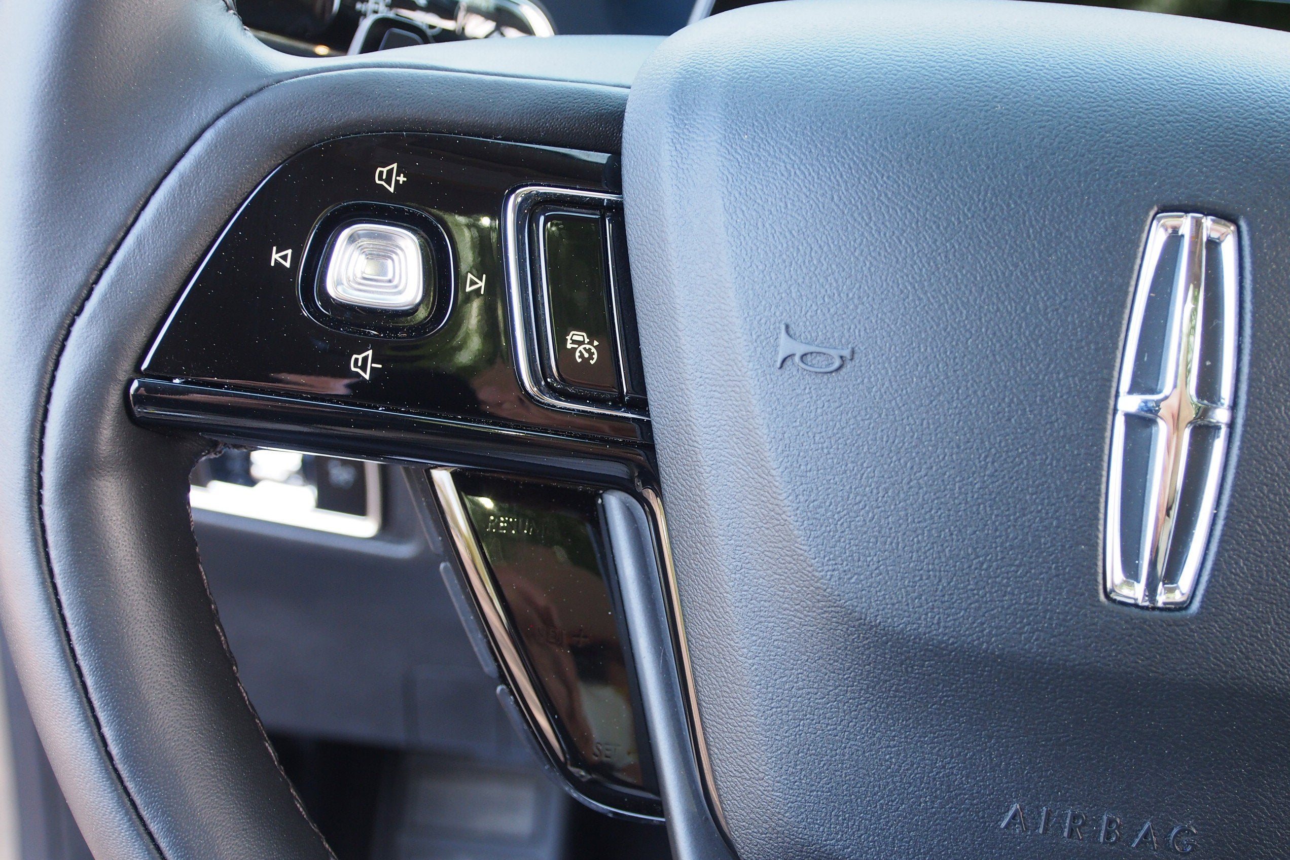 2025 Lincoln Corsair Reserve