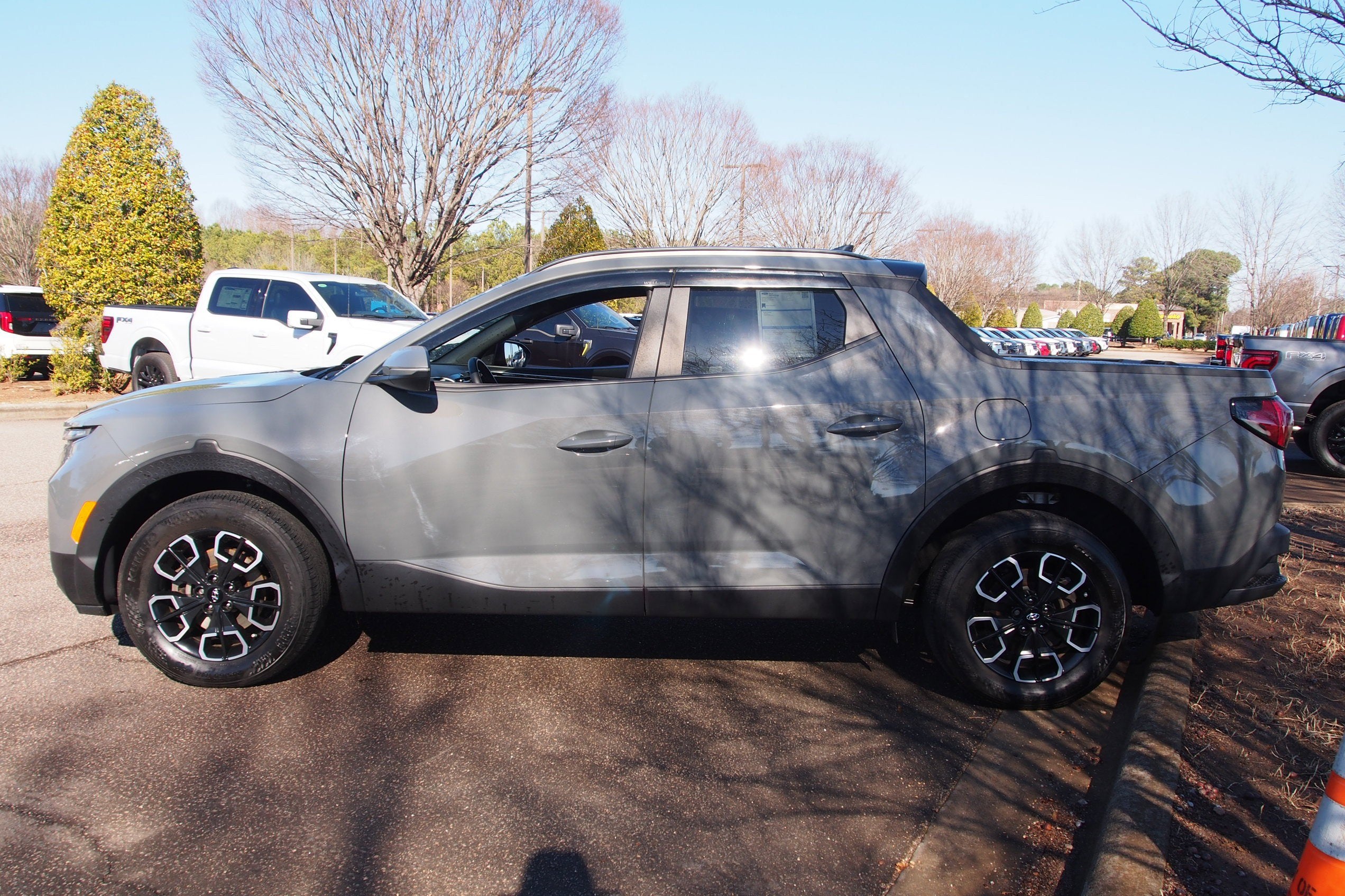 2023 Hyundai Santa Cruz SEL Premium