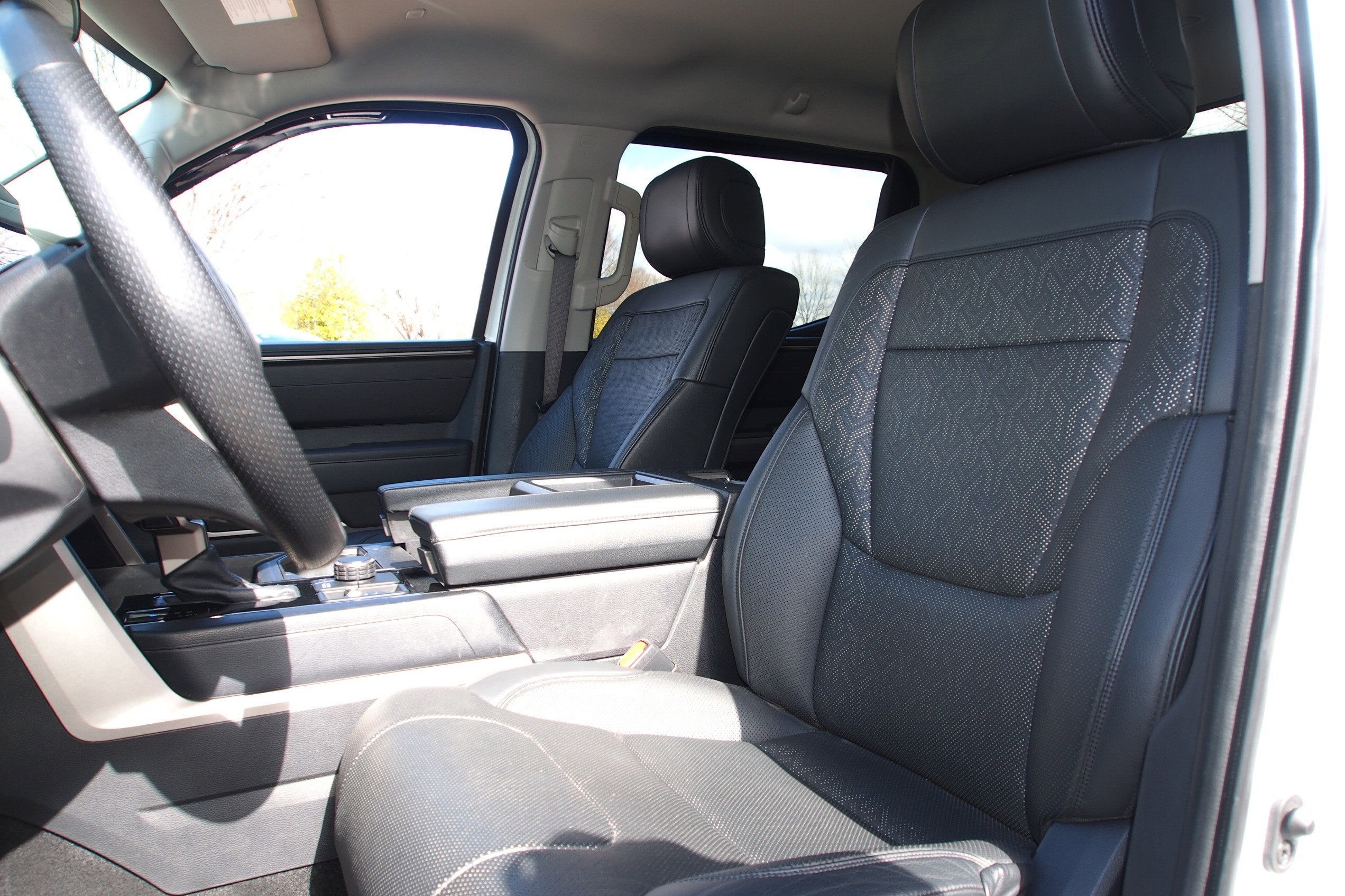 2022 Toyota Tundra 4WD SR5