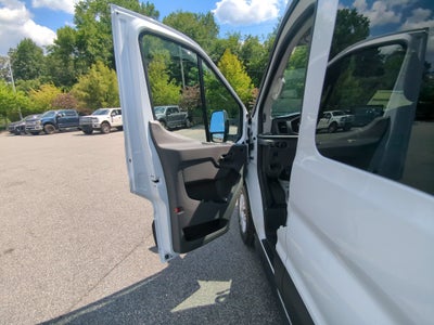 2026 Ford Transit Passenger Wagon XLT