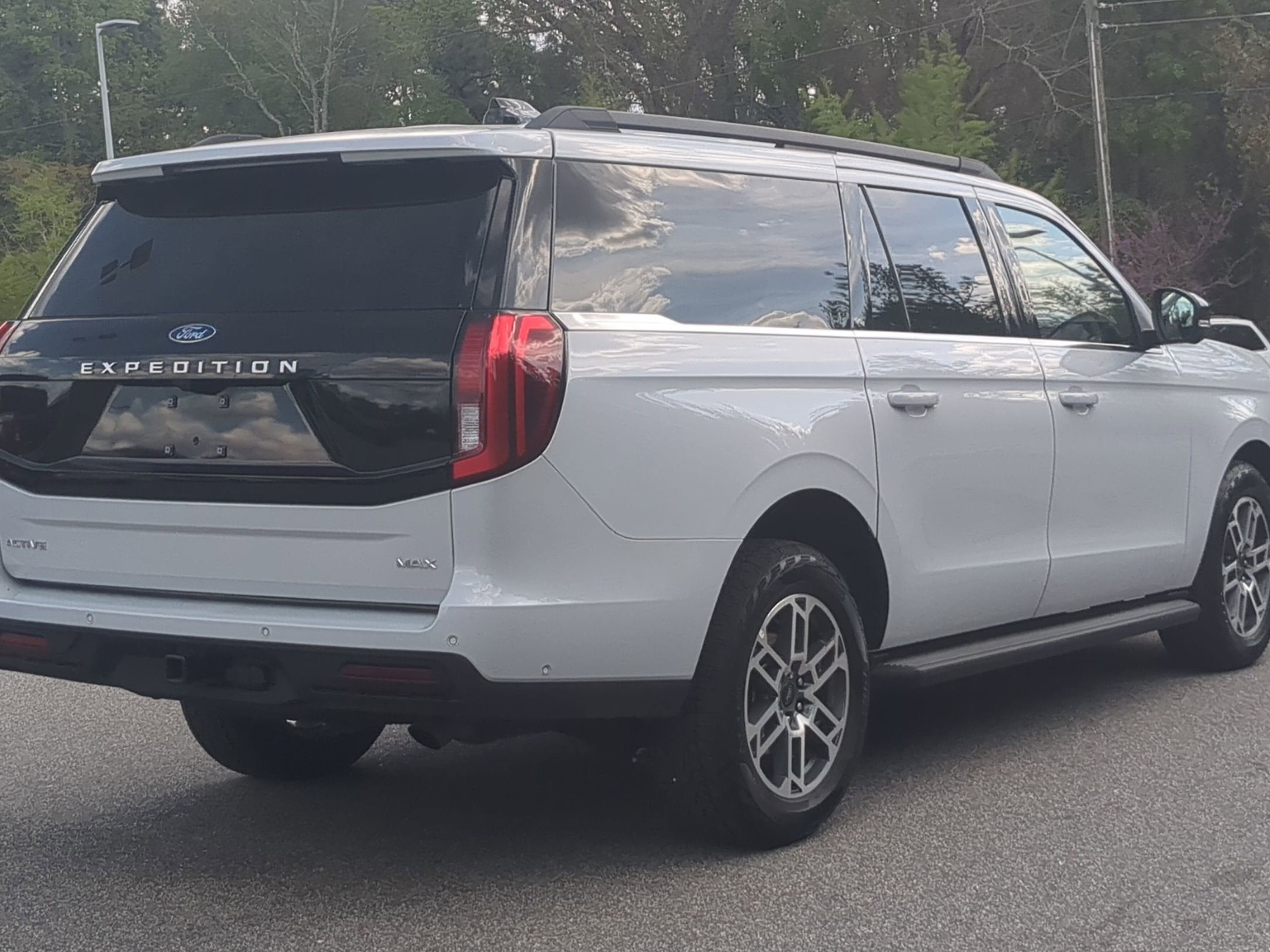 2025 Ford Expedition Max Active