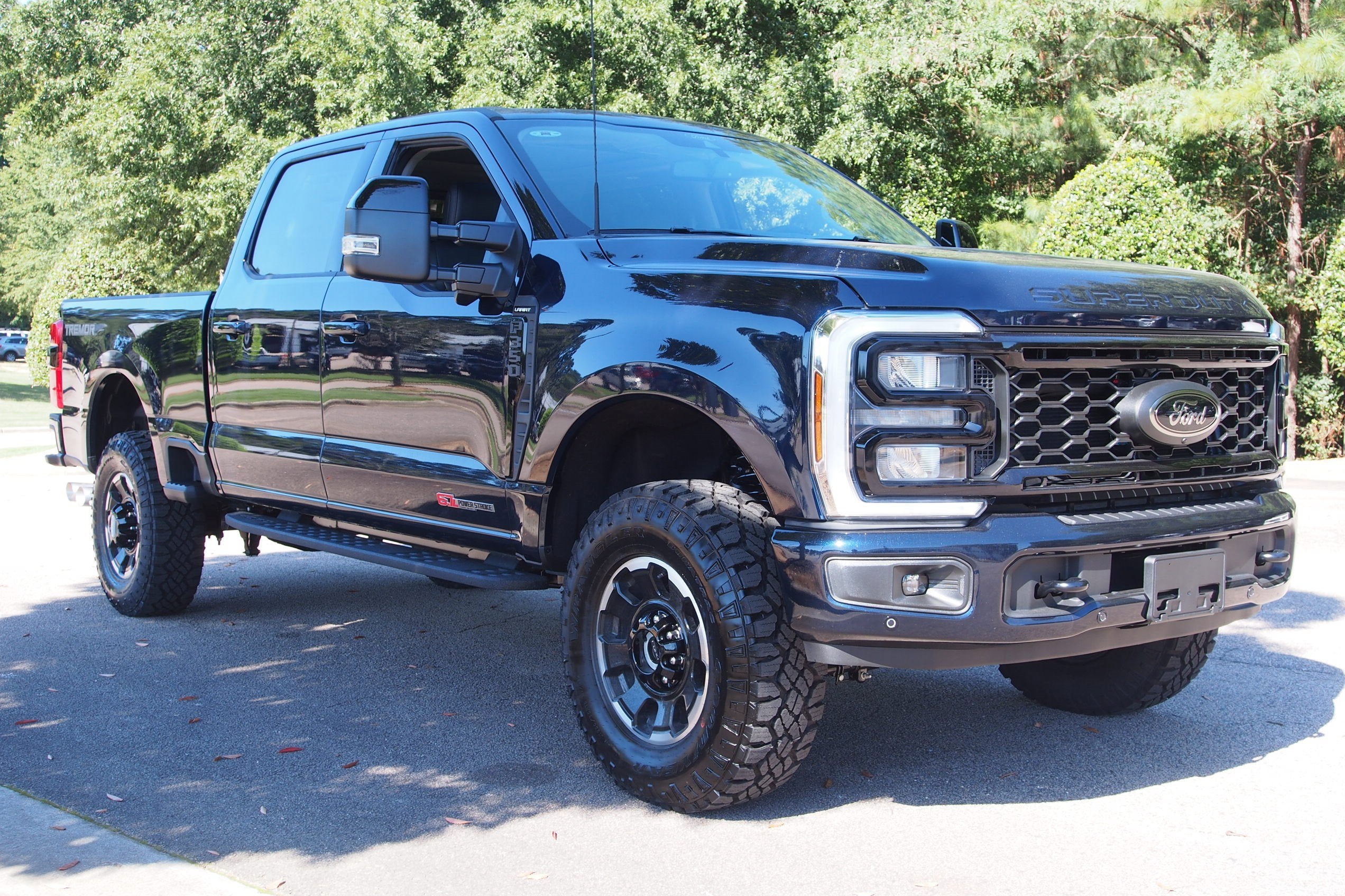 2025 Ford Super Duty F-350 SRW LARIAT