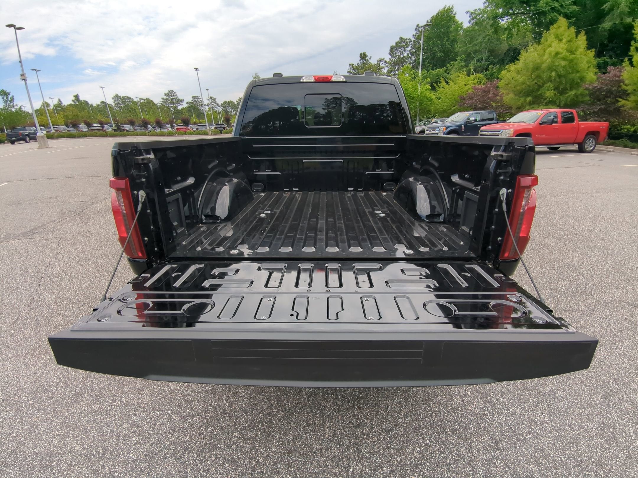 2026 Ford F-150 XLT - Crossroads Courtesy Demo