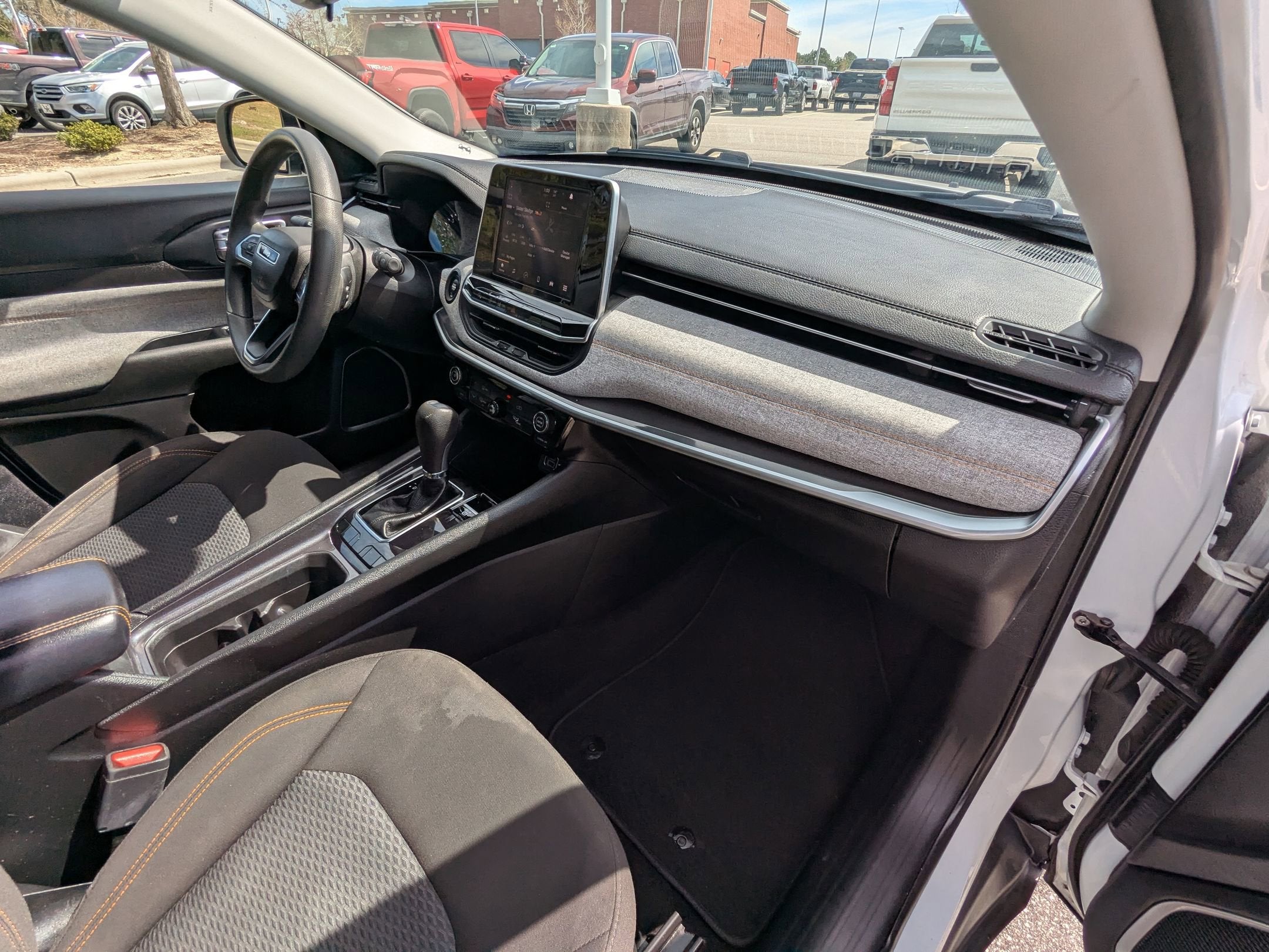 2022 Jeep Compass Sport