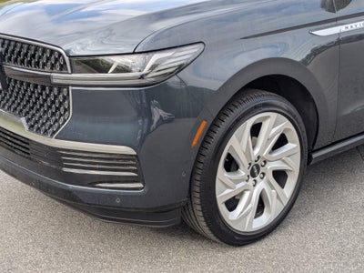 2025 Lincoln Navigator L Reserve