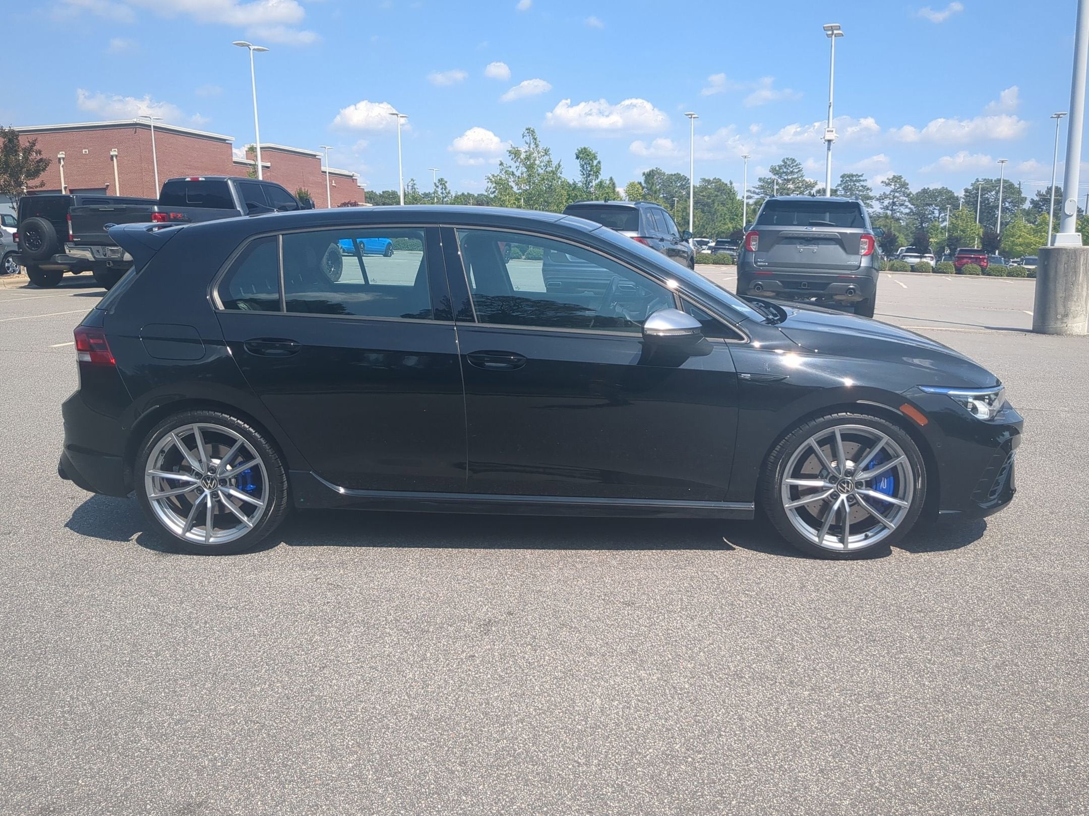 2024 Volkswagen Golf R 2.0T