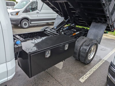 2025 Ford Super Duty F-550 DRW XL