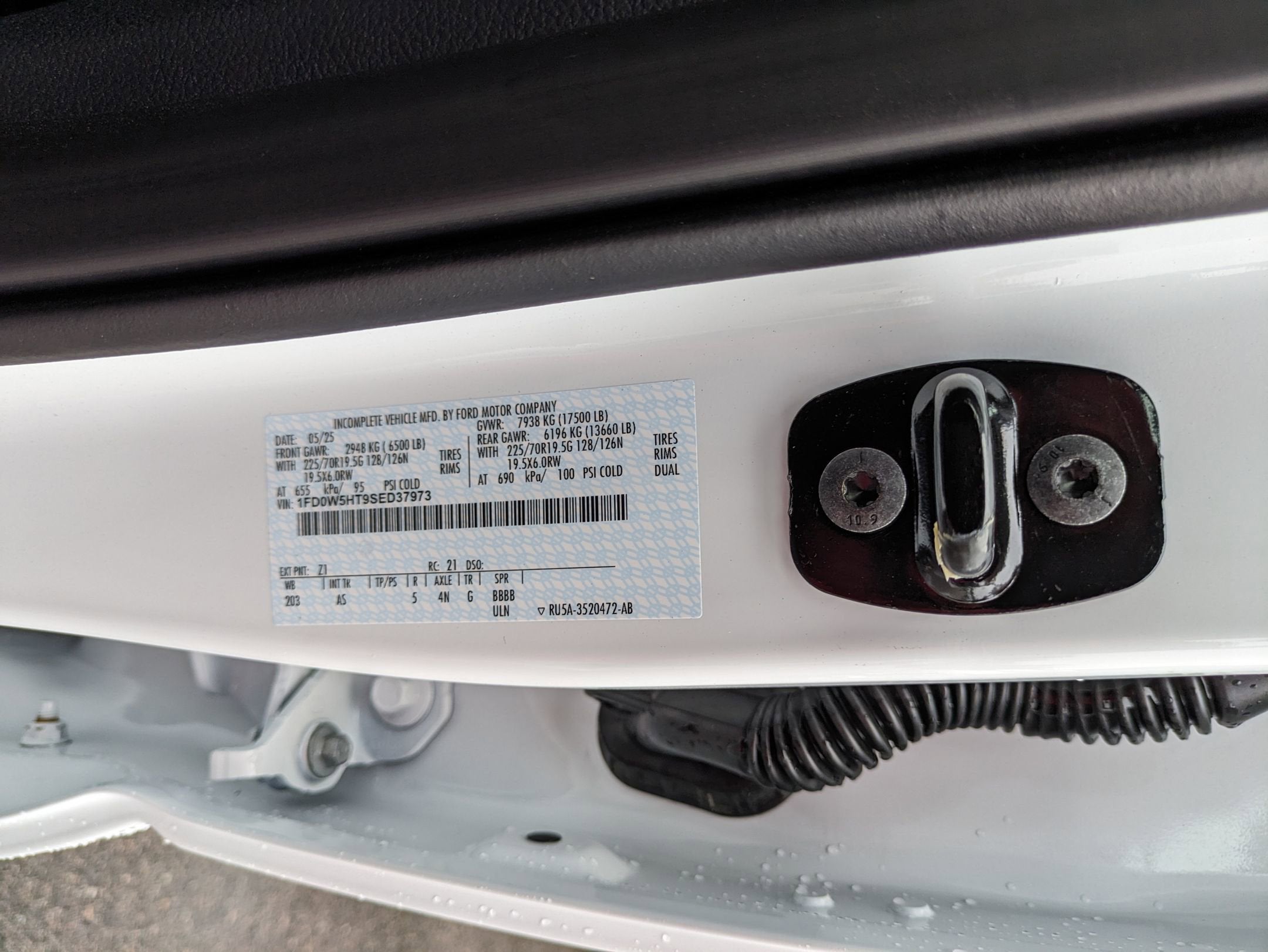 2025 Ford Super Duty F-550 DRW XL