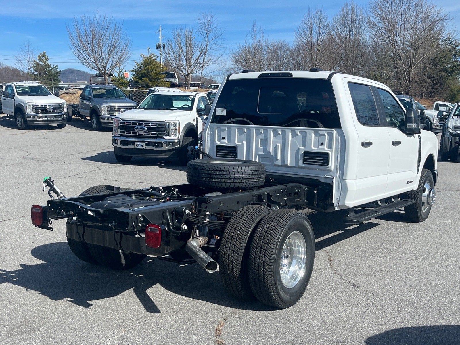 2026 Ford Super Duty F-350 DRW XL 9ft CM TM Tradesmen Body