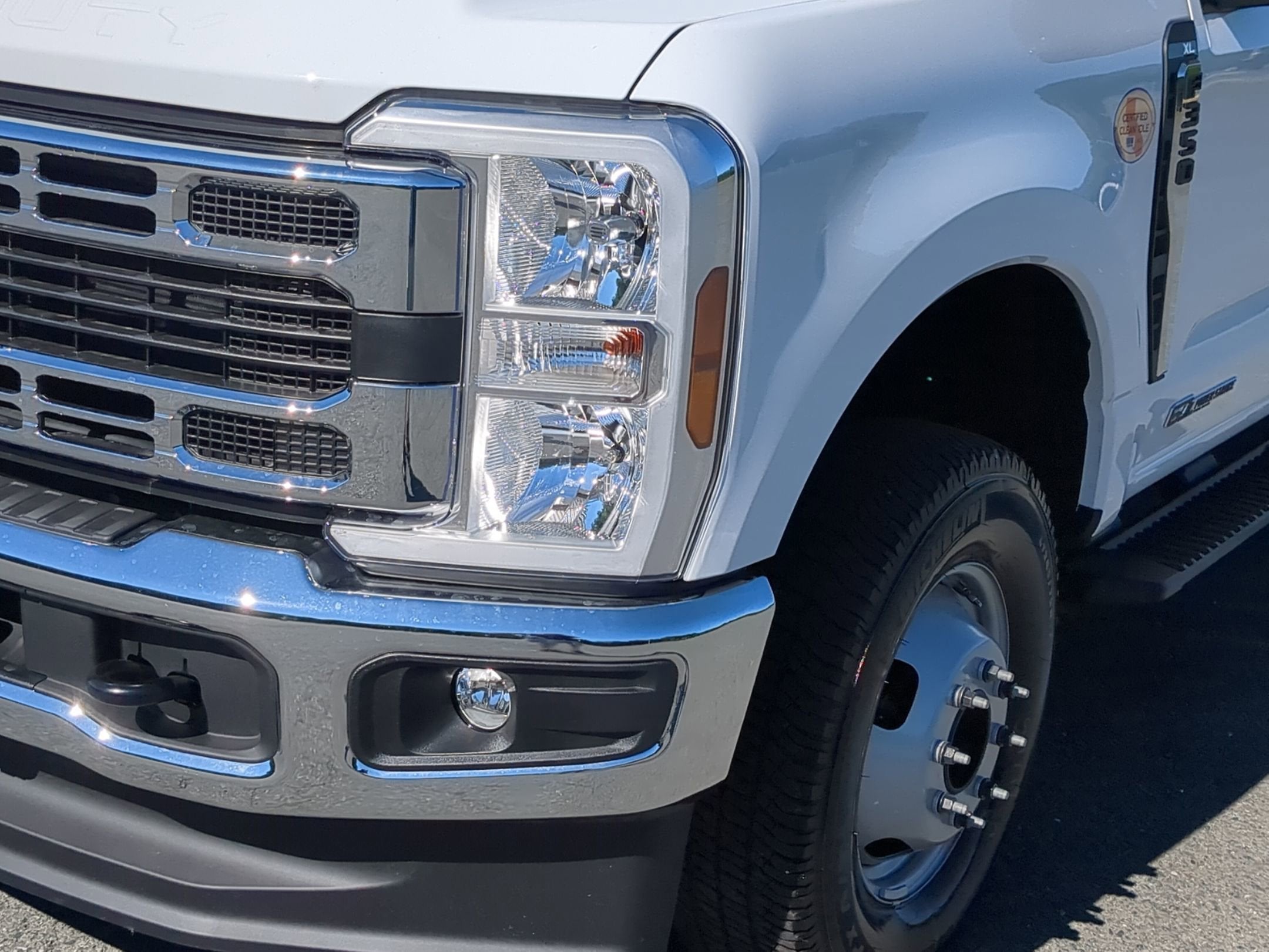 2026 Ford Super Duty F-350 DRW XL